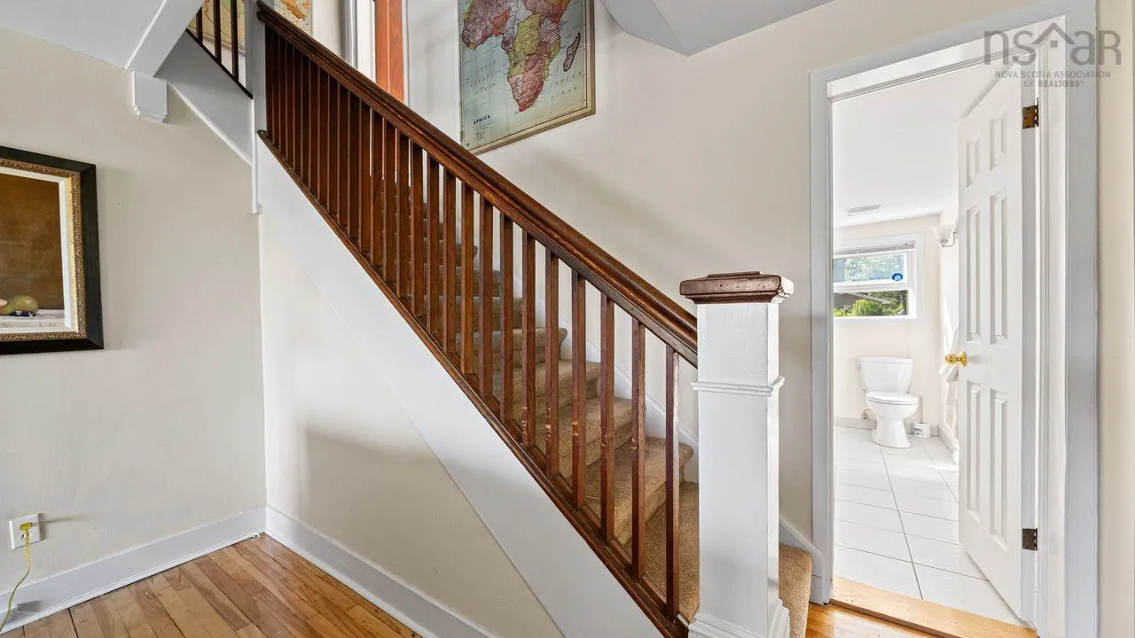 14 Hamshaw Drive, Halifax, NS B3M 2G8, 4 Bedrooms Bedrooms, ,2 BathroomsBathrooms,Residential,For Sale,Hamshaw,202518699