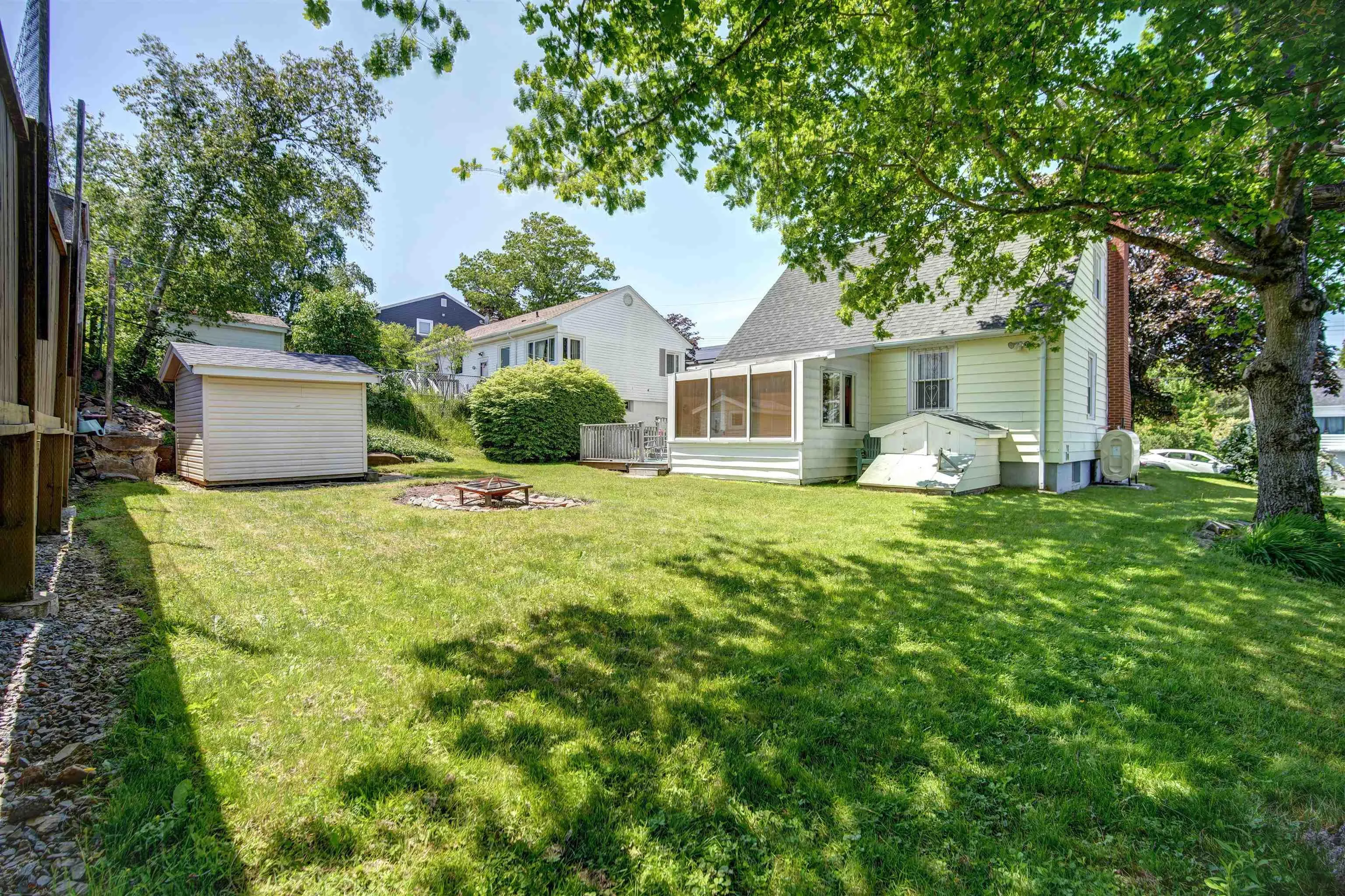 6 Piers Avenue, Halifax, NS B3N 1Z3, 3 Bedrooms Bedrooms, ,2 BathroomsBathrooms,Residential,For Sale,Piers,202523913