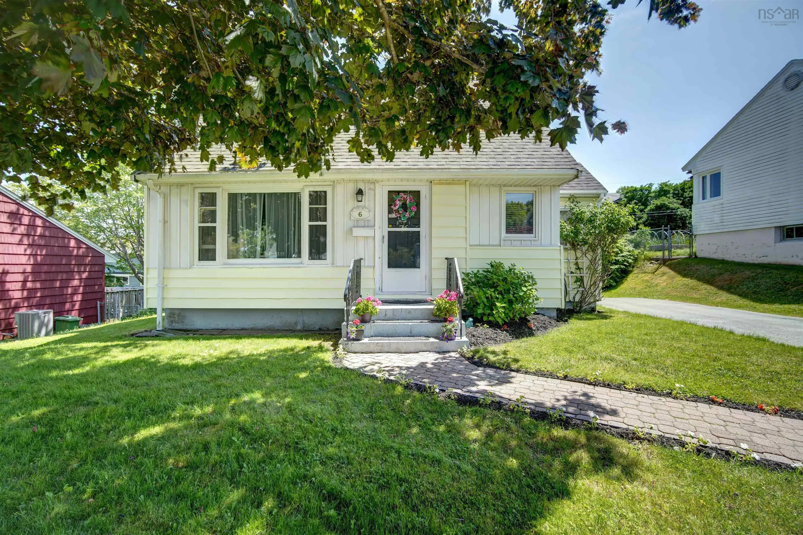 6 Piers Avenue, Halifax, NS B3N 1Z3, 3 Bedrooms Bedrooms, ,2 BathroomsBathrooms,Residential,For Sale,Piers,202523913
