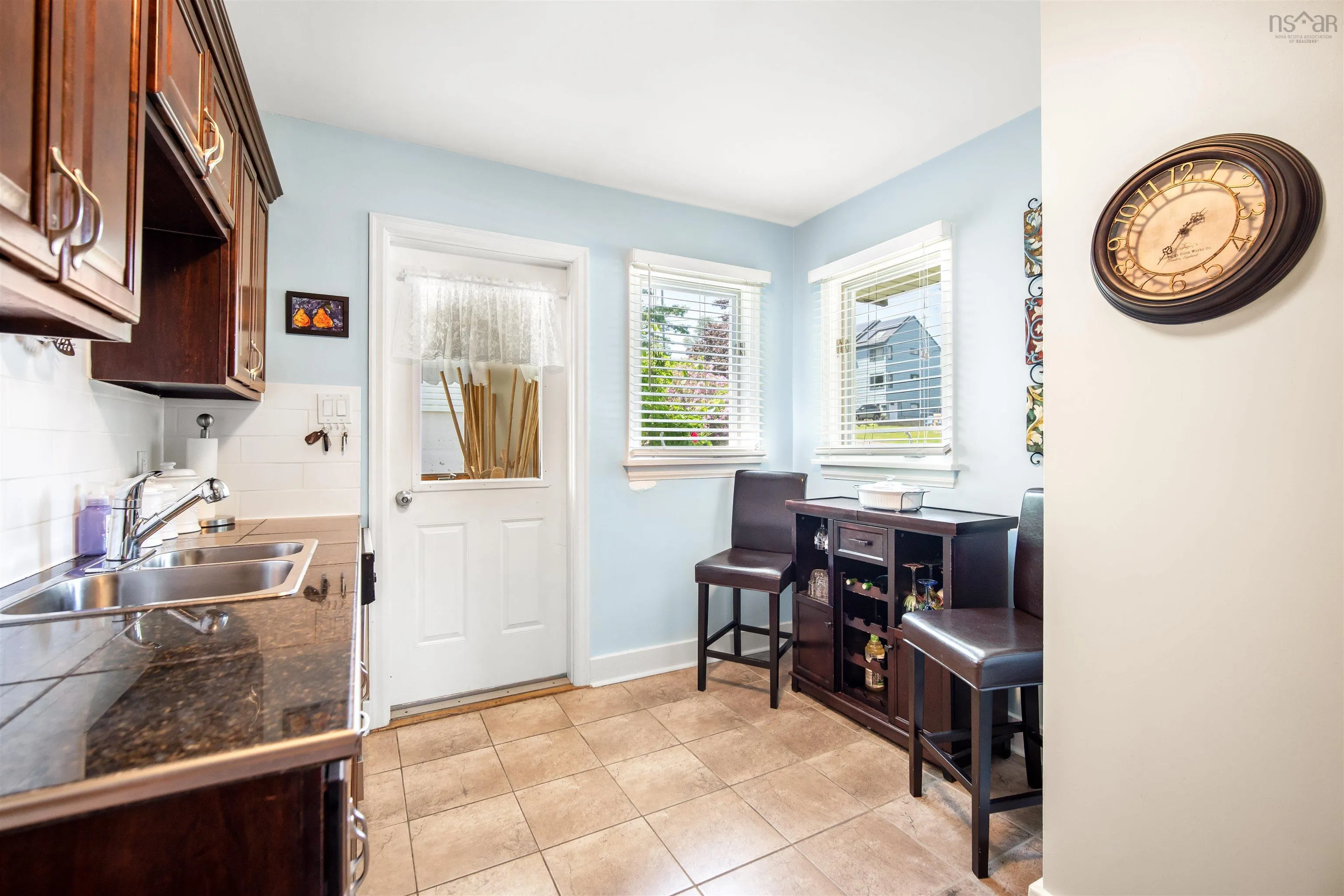 6 Piers Avenue, Halifax, NS B3N 1Z3, 3 Bedrooms Bedrooms, ,2 BathroomsBathrooms,Residential,For Sale,Piers,202523913