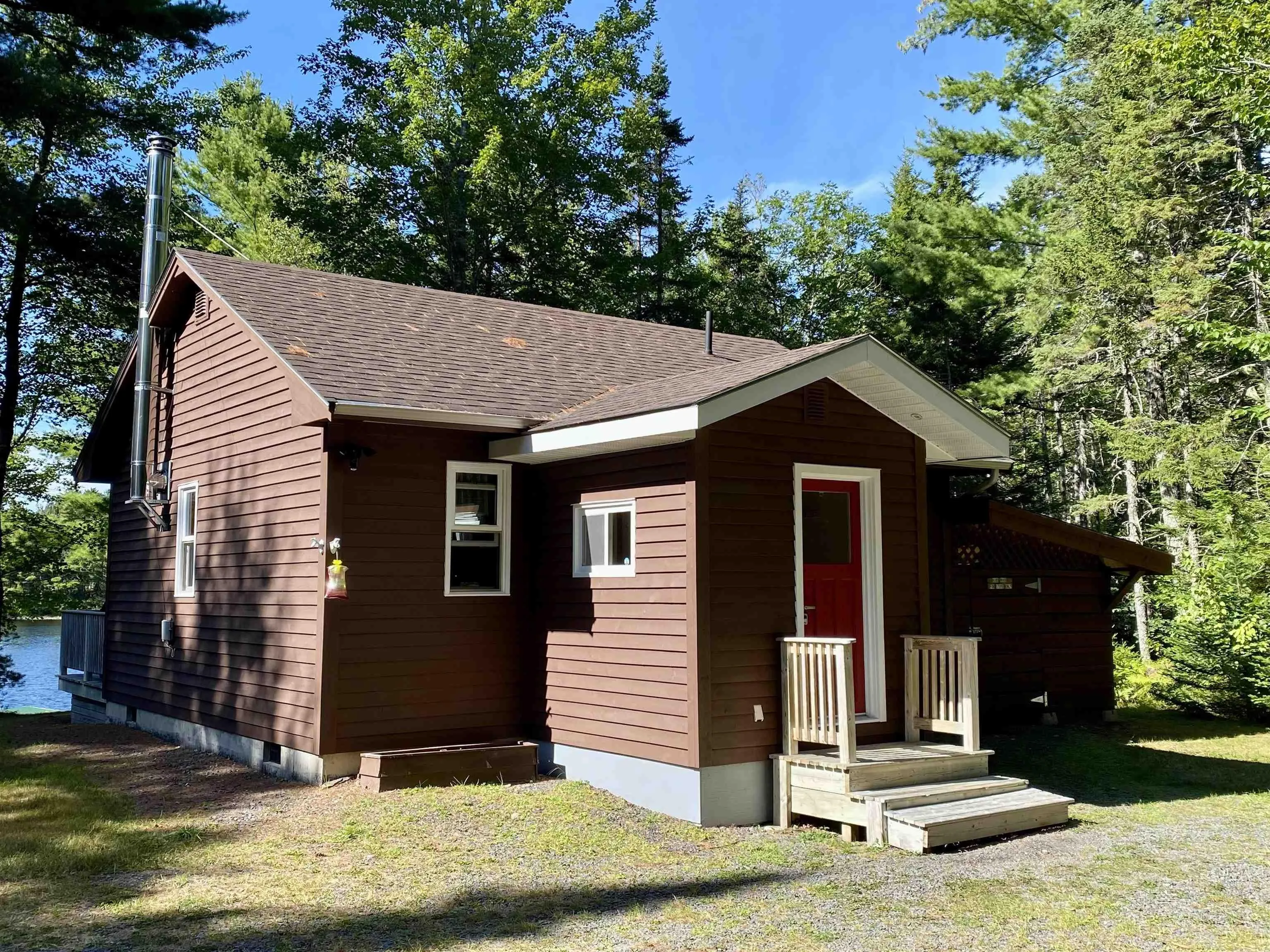 27 Tupper Lake Drive, Westfield, NS B0T 1B0, 2 Bedrooms Bedrooms, ,1 BathroomBathrooms,Residential,For Sale,Tupper Lake,202521386