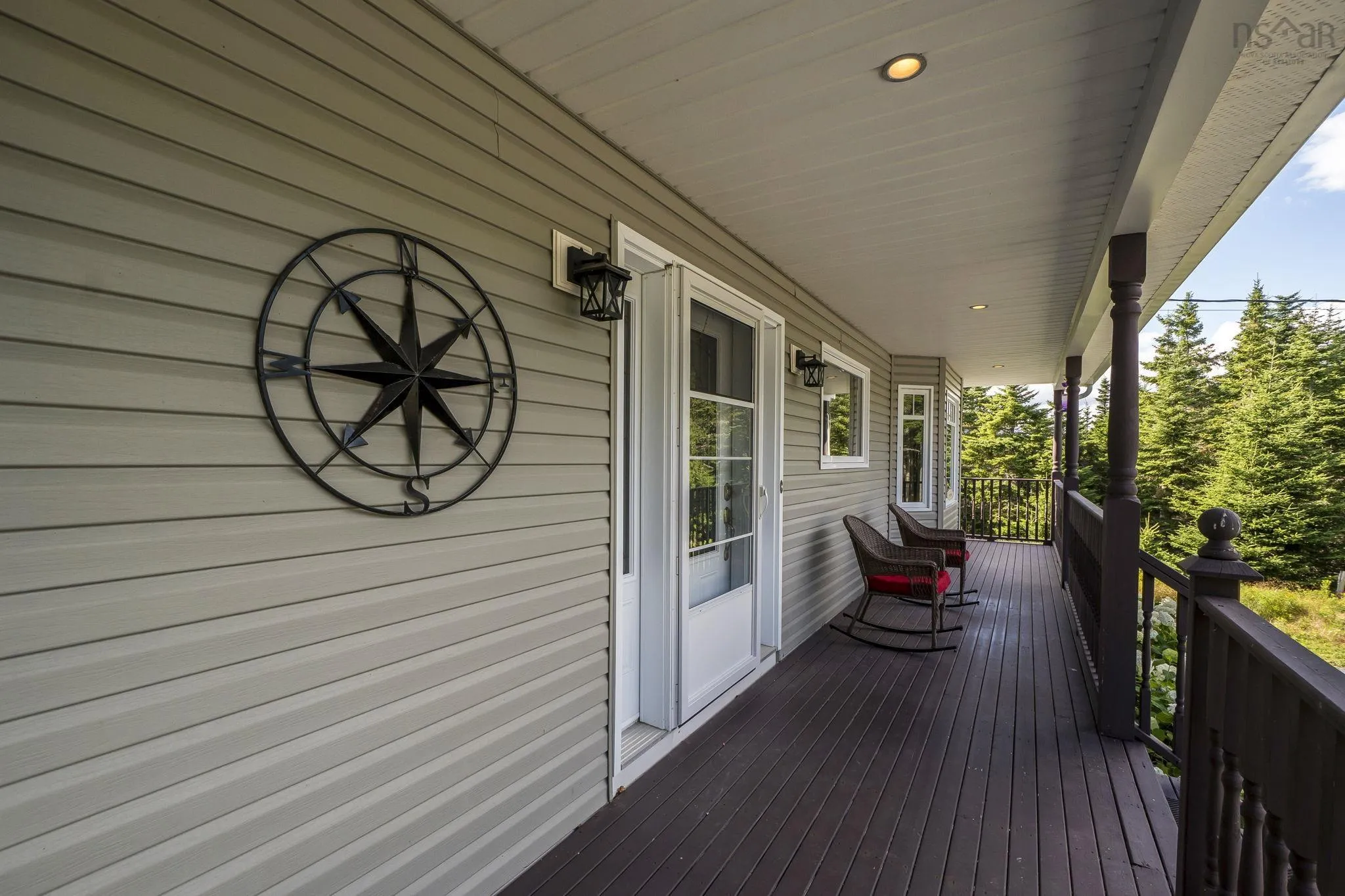 284 Leslie Road, East Lawrencetown, NS B2Z 1T4, 5 Bedrooms Bedrooms, ,3 BathroomsBathrooms,Residential,For Sale,Leslie,202521224
