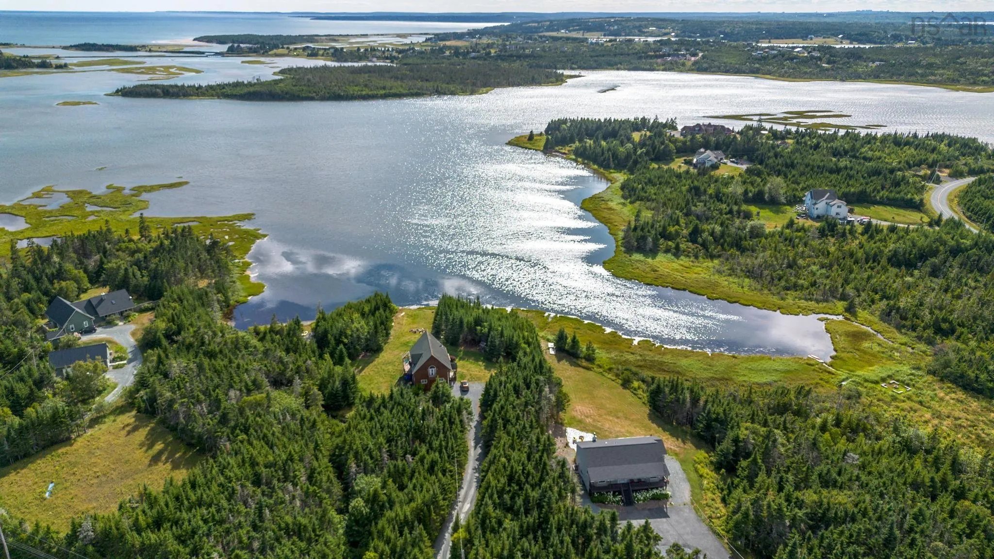 284 Leslie Road, East Lawrencetown, NS B2Z 1T4, 5 Bedrooms Bedrooms, ,3 BathroomsBathrooms,Residential,For Sale,Leslie,202521224