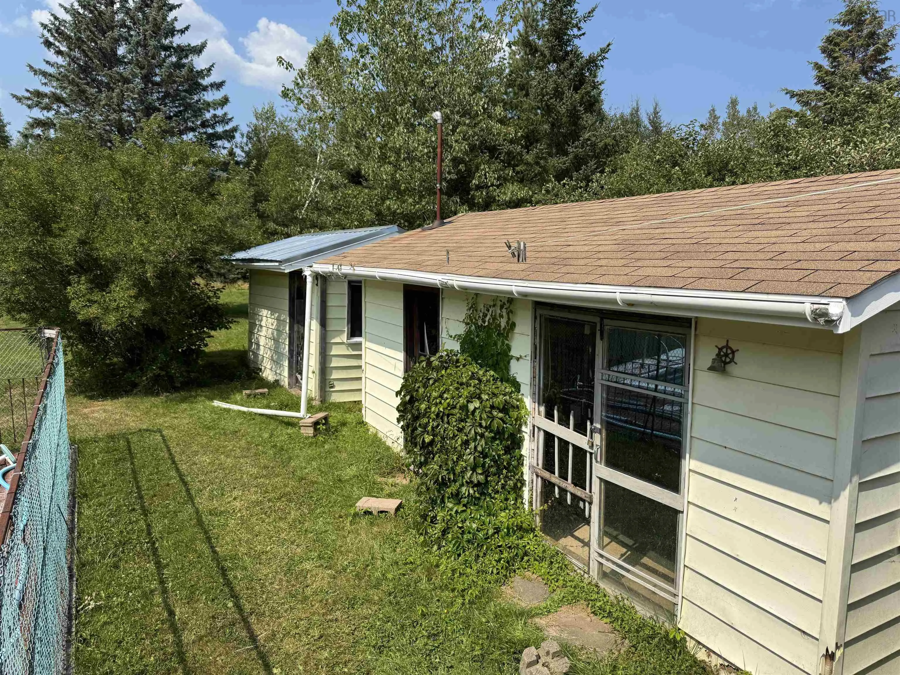 1412 North Main Street, Westville, NS B0K 2A0, 3 Bedrooms Bedrooms, ,2 BathroomsBathrooms,Residential,For Sale,North Main,202520558