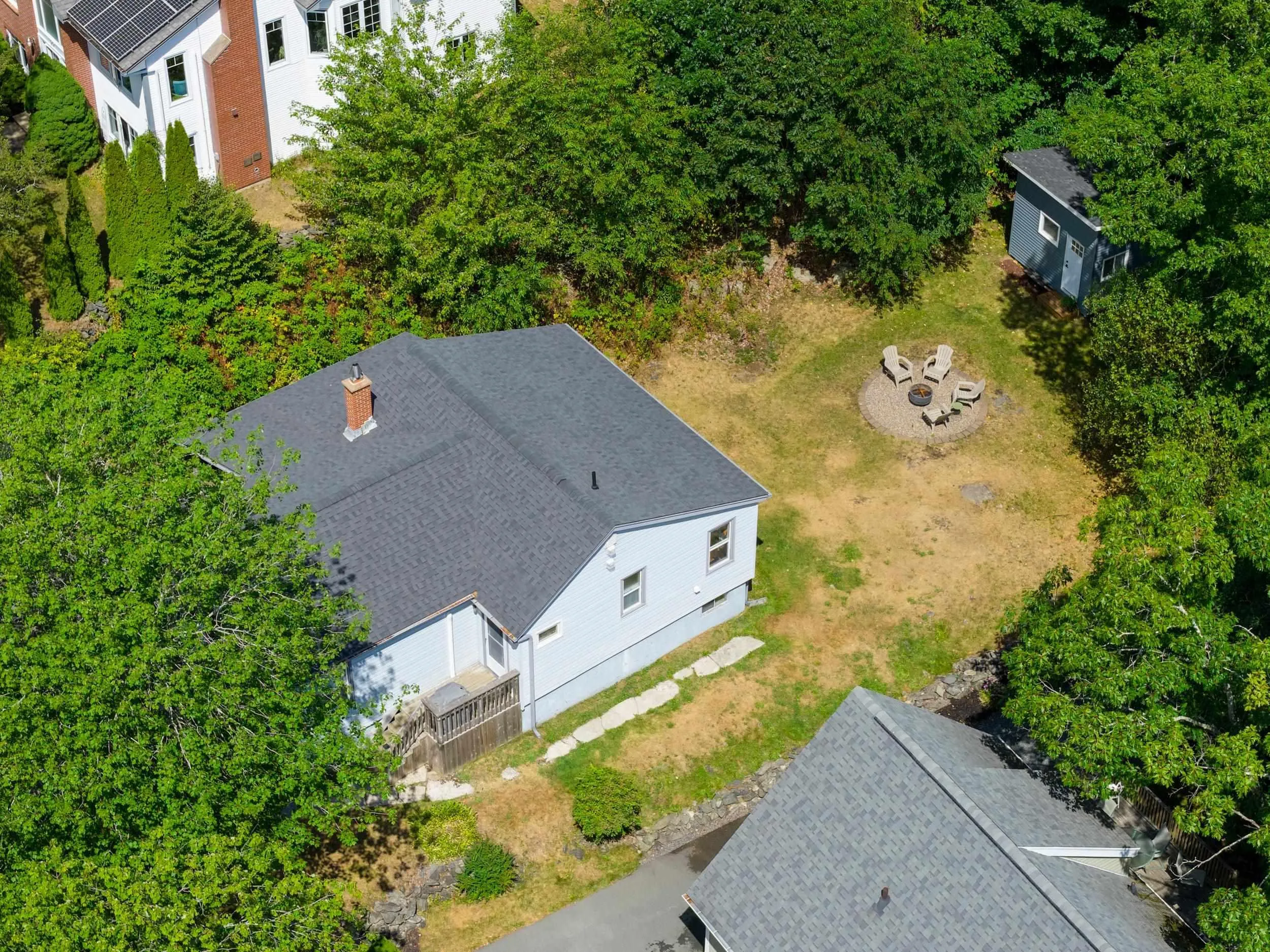 23 Barrens Street, Bedford, NS B4A 1Y6, 2 Bedrooms Bedrooms, ,1 BathroomBathrooms,Residential,For Sale,Barrens,202521270