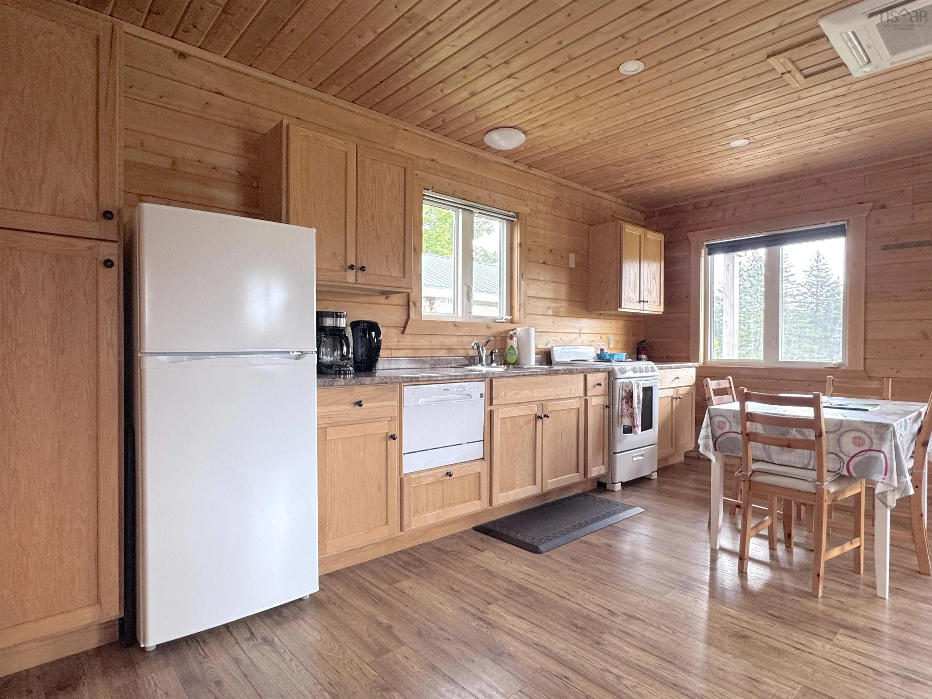 1047 West Side Middle River Road, Middle River, NS B0E 1E0, ,Commercial Sale,For Sale,West Side Middle River,202523632