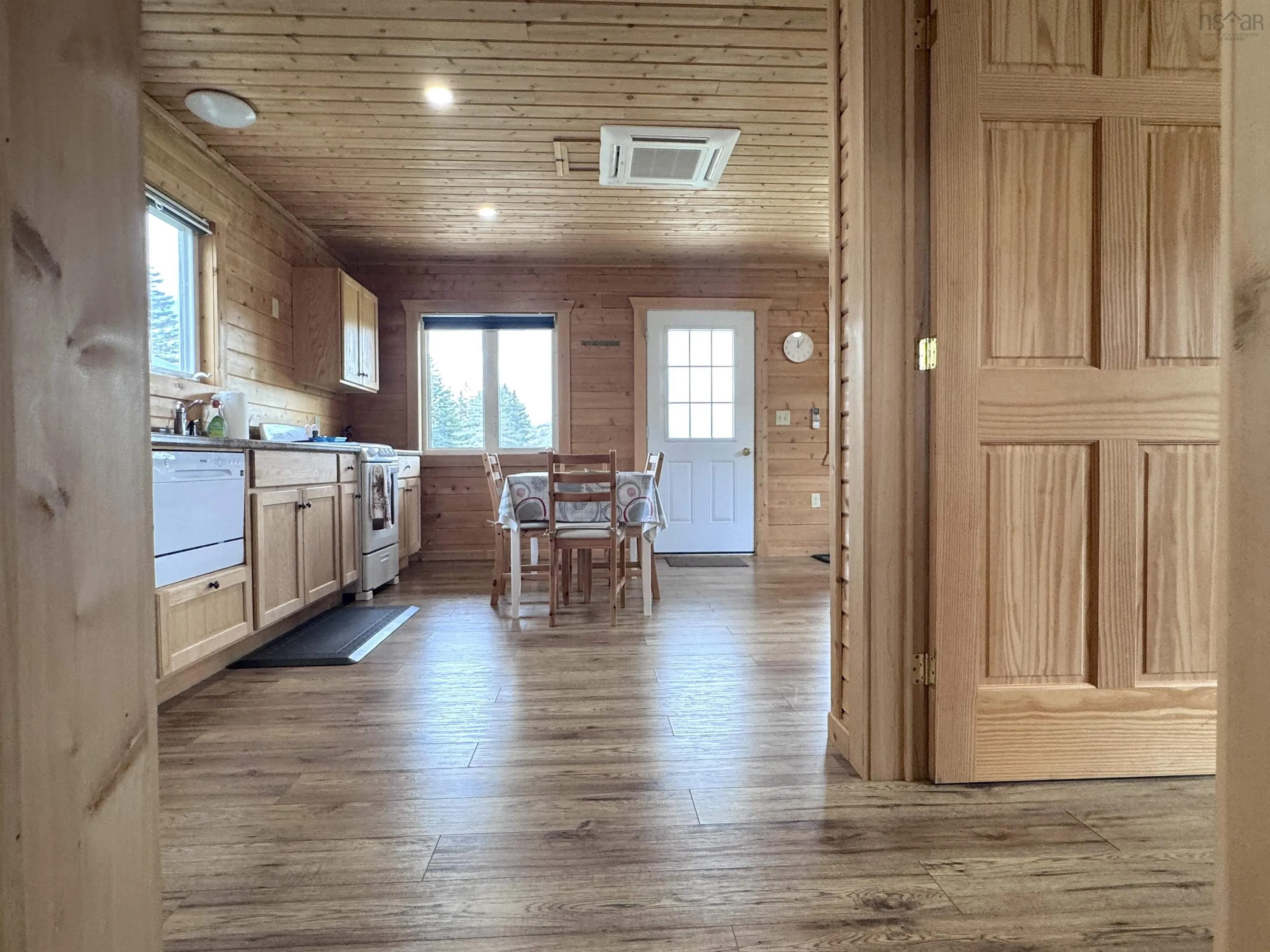1047 West Side Middle River Road, Middle River, NS B0E 1E0, ,Commercial Sale,For Sale,West Side Middle River,202523632
