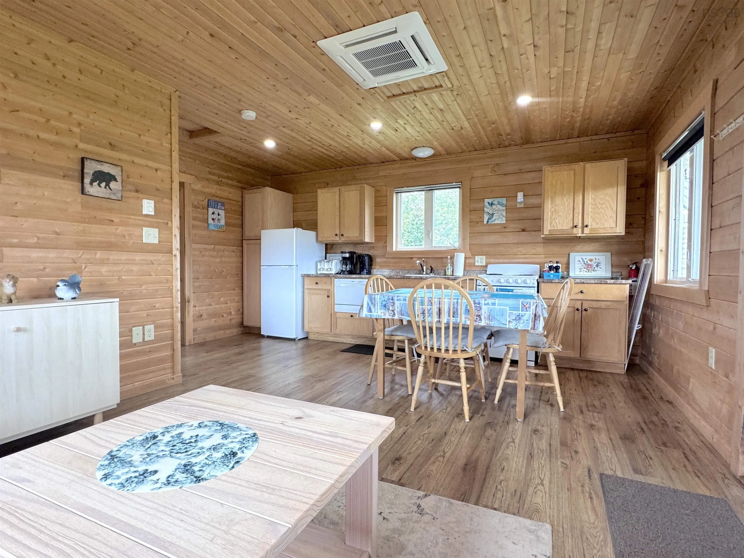1047 West Side Middle River Road, Middle River, NS B0E 1E0, ,Commercial Sale,For Sale,West Side Middle River,202523632