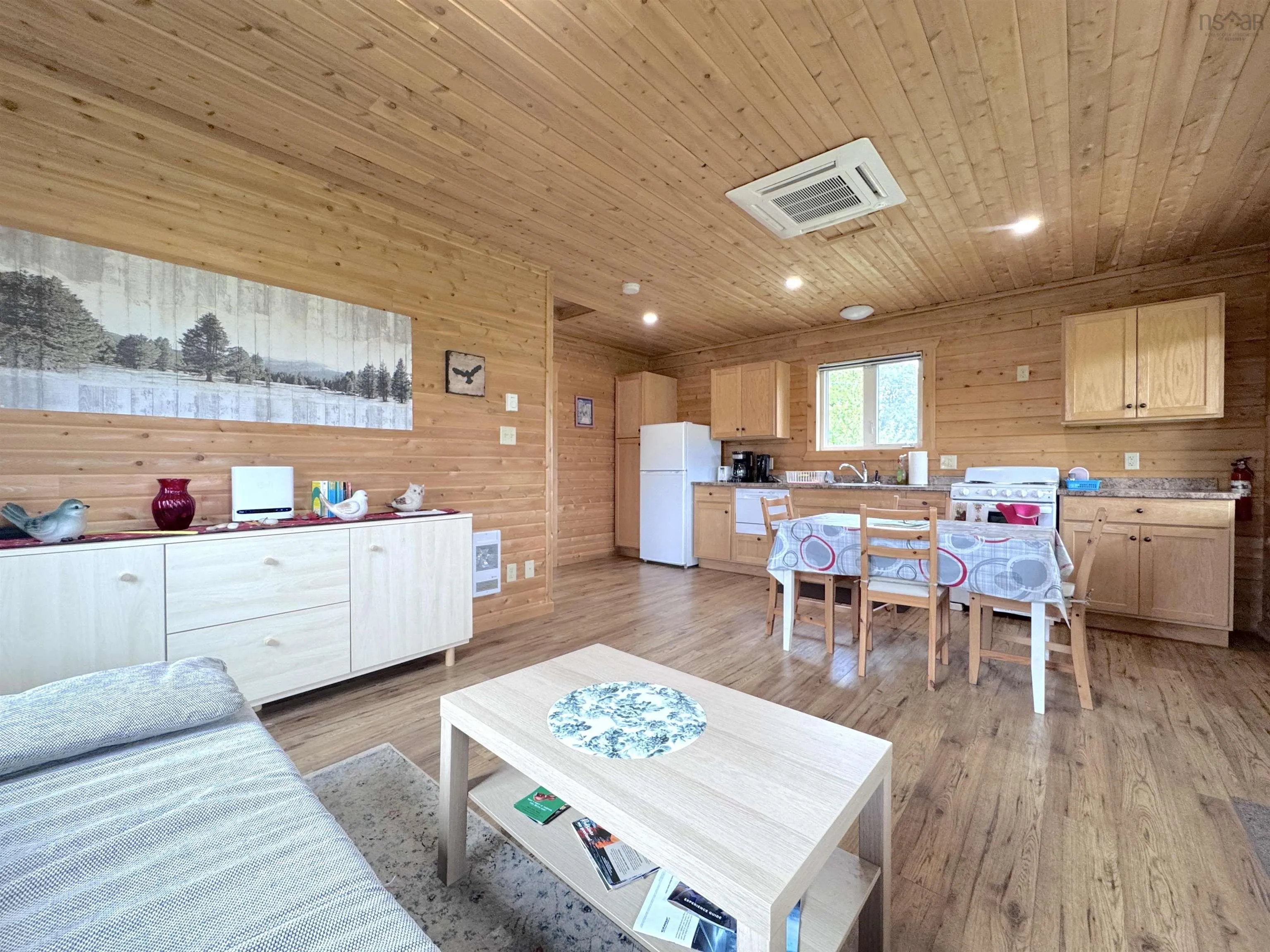 1047 West Side Middle River Road, Middle River, NS B0E 1E0, ,Commercial Sale,For Sale,West Side Middle River,202523632