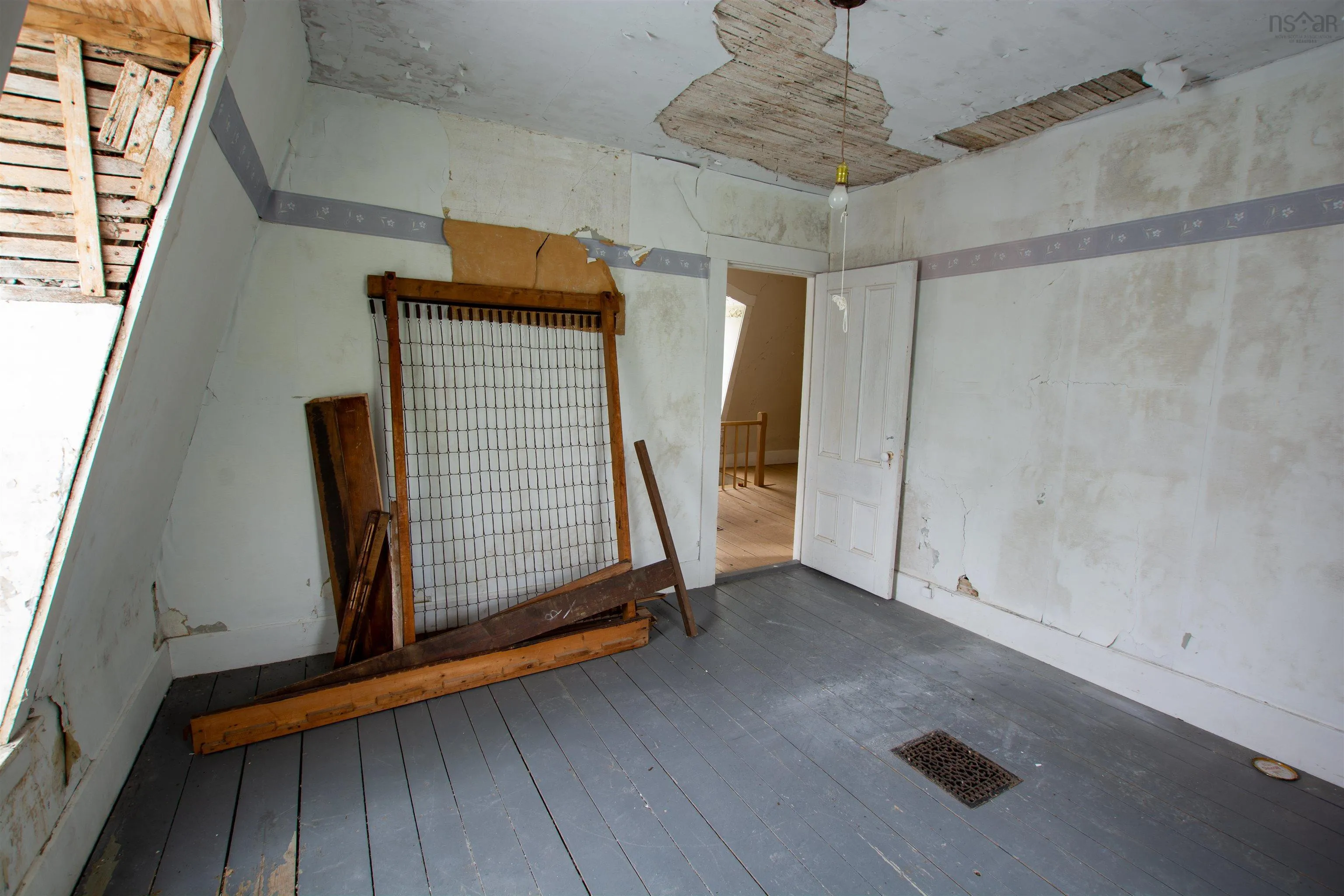 846 Placide Comeau Road, Meteghan Station Ns B0w 2l0, 3 Bedrooms Bedrooms, ,1 BathroomBathrooms,Residential,For Sale,Placide Comeau,202508040