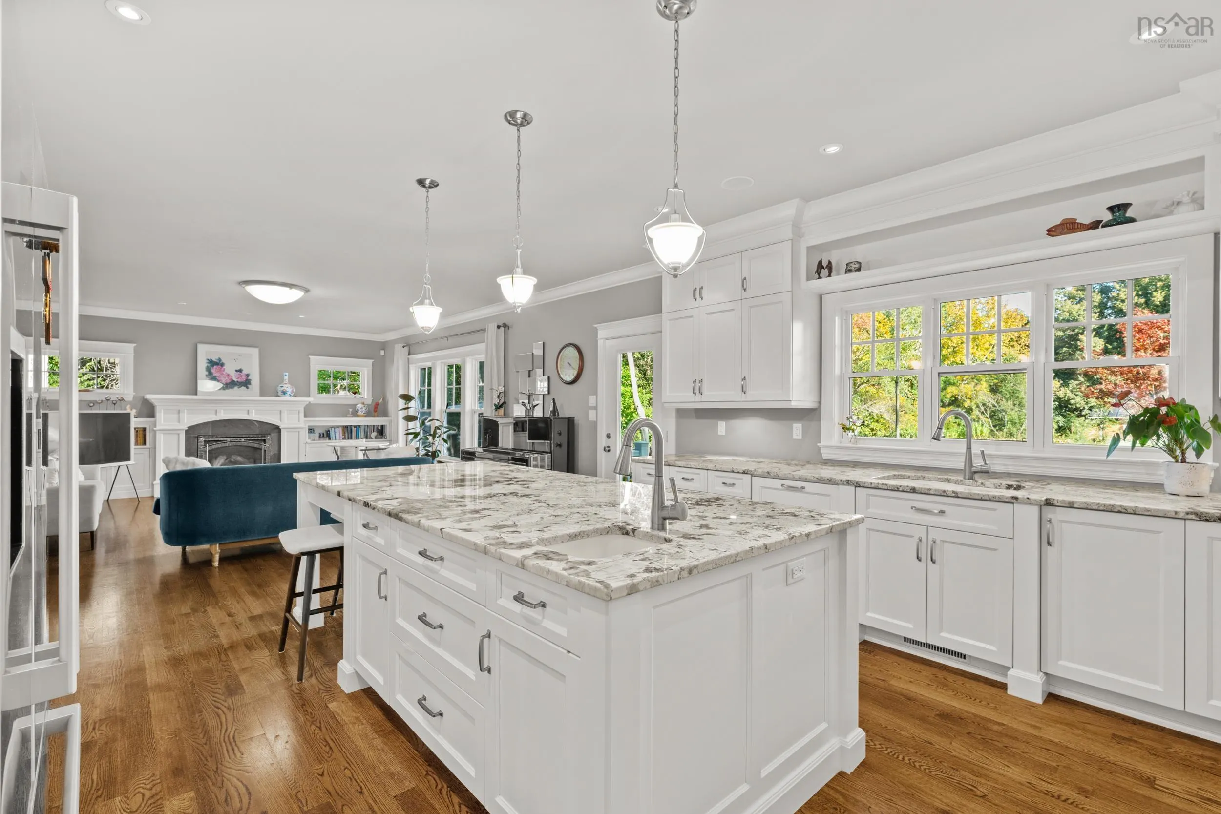 6 Wardour Street, Bedford, NS B4A 2E4, 5 Bedrooms Bedrooms, ,5 BathroomsBathrooms,Residential,For Sale,Wardour,202525597