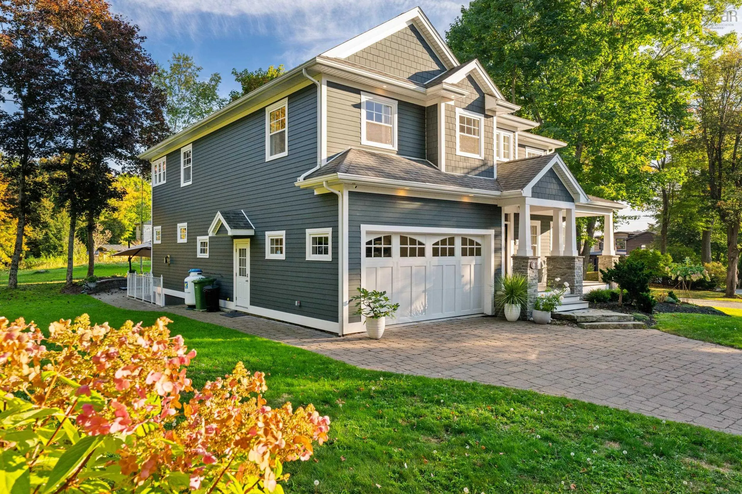 6 Wardour Street, Bedford, NS B4A 2E4, 5 Bedrooms Bedrooms, ,5 BathroomsBathrooms,Residential,For Sale,Wardour,202525597