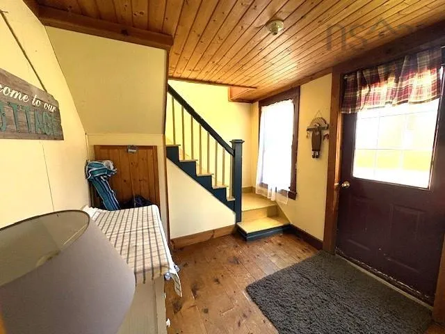 17 Locke Street, Lockeport, NS B0T 1L0, 3 Bedrooms Bedrooms, ,1 BathroomBathrooms,Residential,For Sale,Locke,202518100