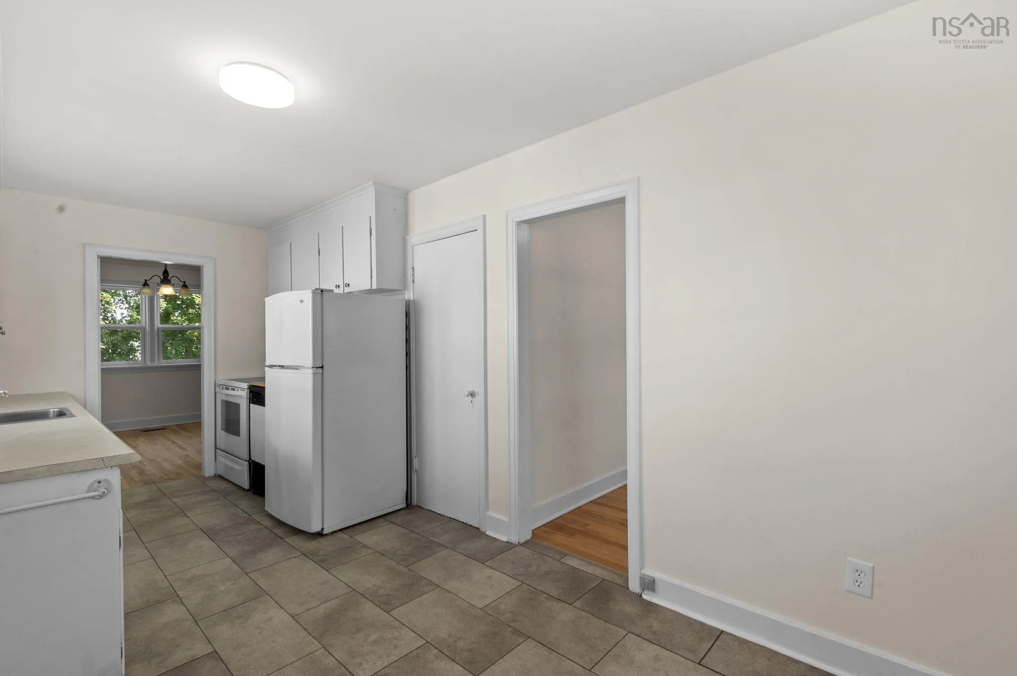 29 Chittick Avenue, Dartmouth, NS B3A 3J7, 4 Bedrooms Bedrooms, ,2 BathroomsBathrooms,Residential,For Sale,Chittick,202524756