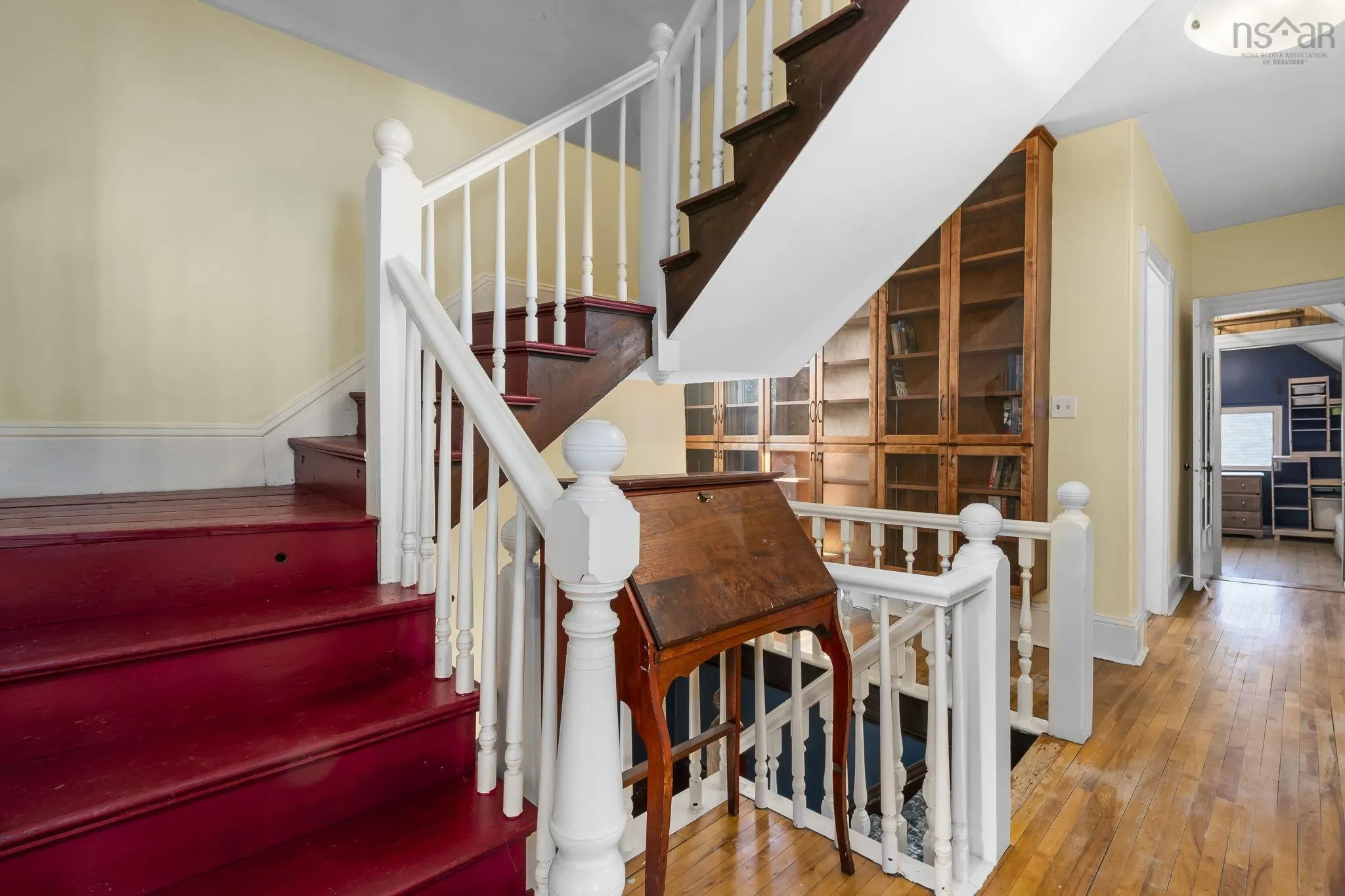 328 King Street, Windsor, NS B0N 2T0, 6 Bedrooms Bedrooms, ,2 BathroomsBathrooms,Residential,For Sale,King,202519183