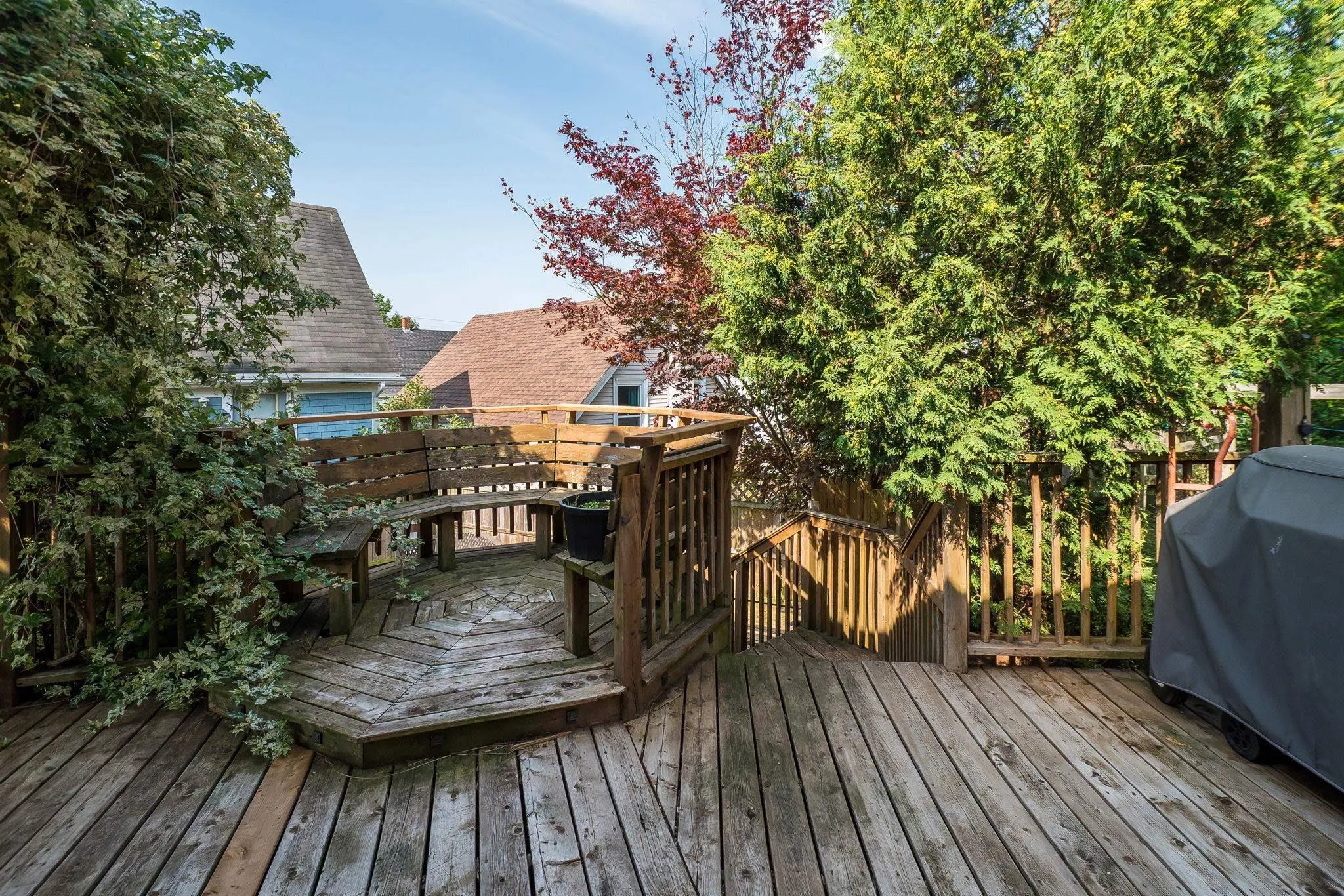 328 King Street, Windsor, NS B0N 2T0, 6 Bedrooms Bedrooms, ,2 BathroomsBathrooms,Residential,For Sale,King,202519183