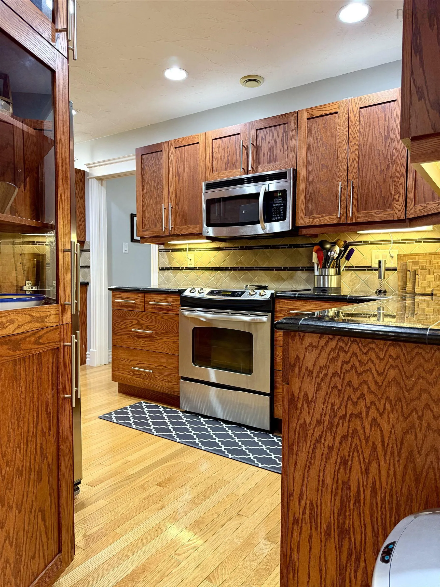 27 Regent Street, Amherst, NS B4H 3S8, 4 Bedrooms Bedrooms, ,2 BathroomsBathrooms,Residential,For Sale,Regent,202519435