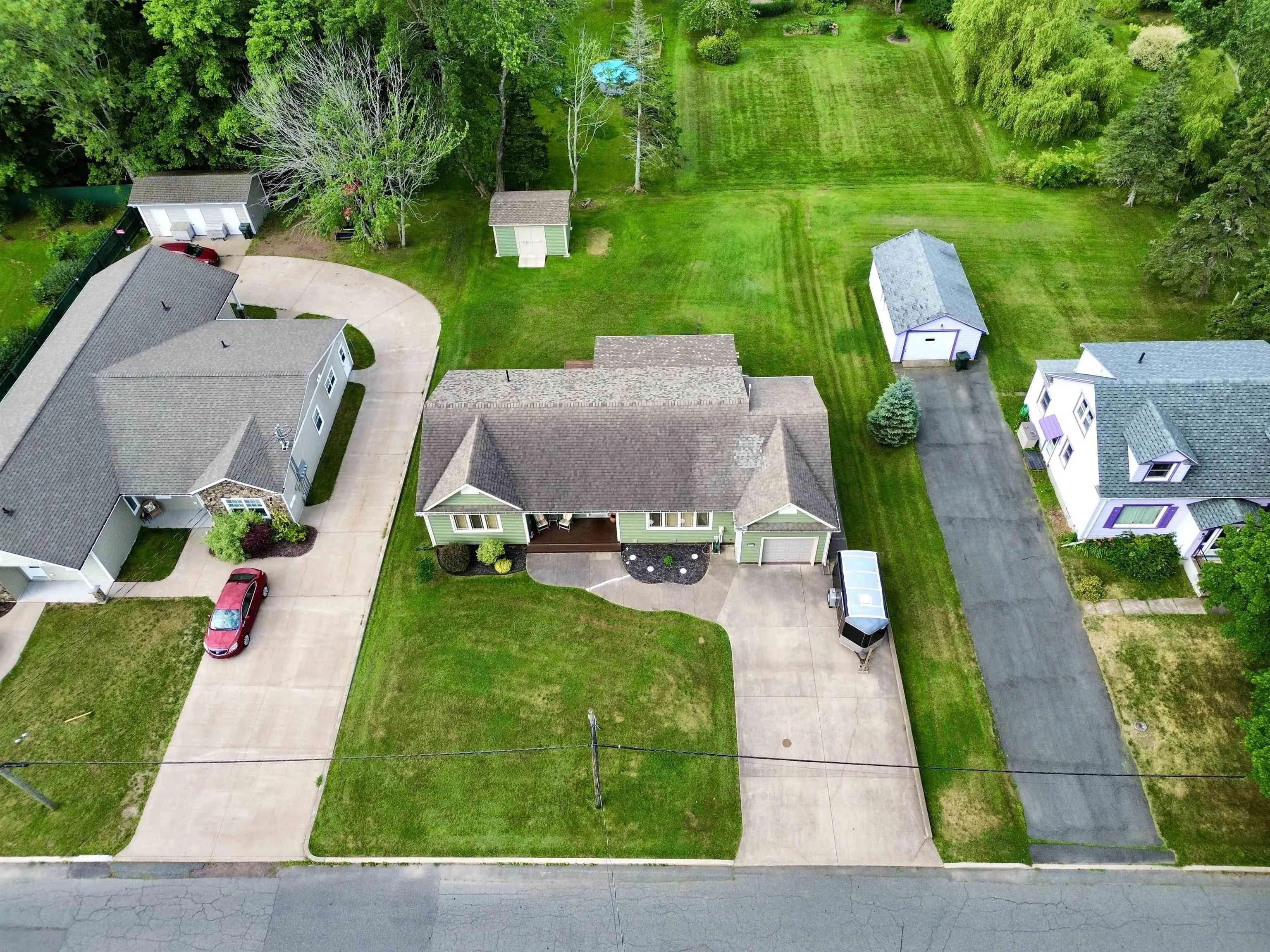 27 Regent Street, Amherst, NS B4H 3S8, 4 Bedrooms Bedrooms, ,2 BathroomsBathrooms,Residential,For Sale,Regent,202519435