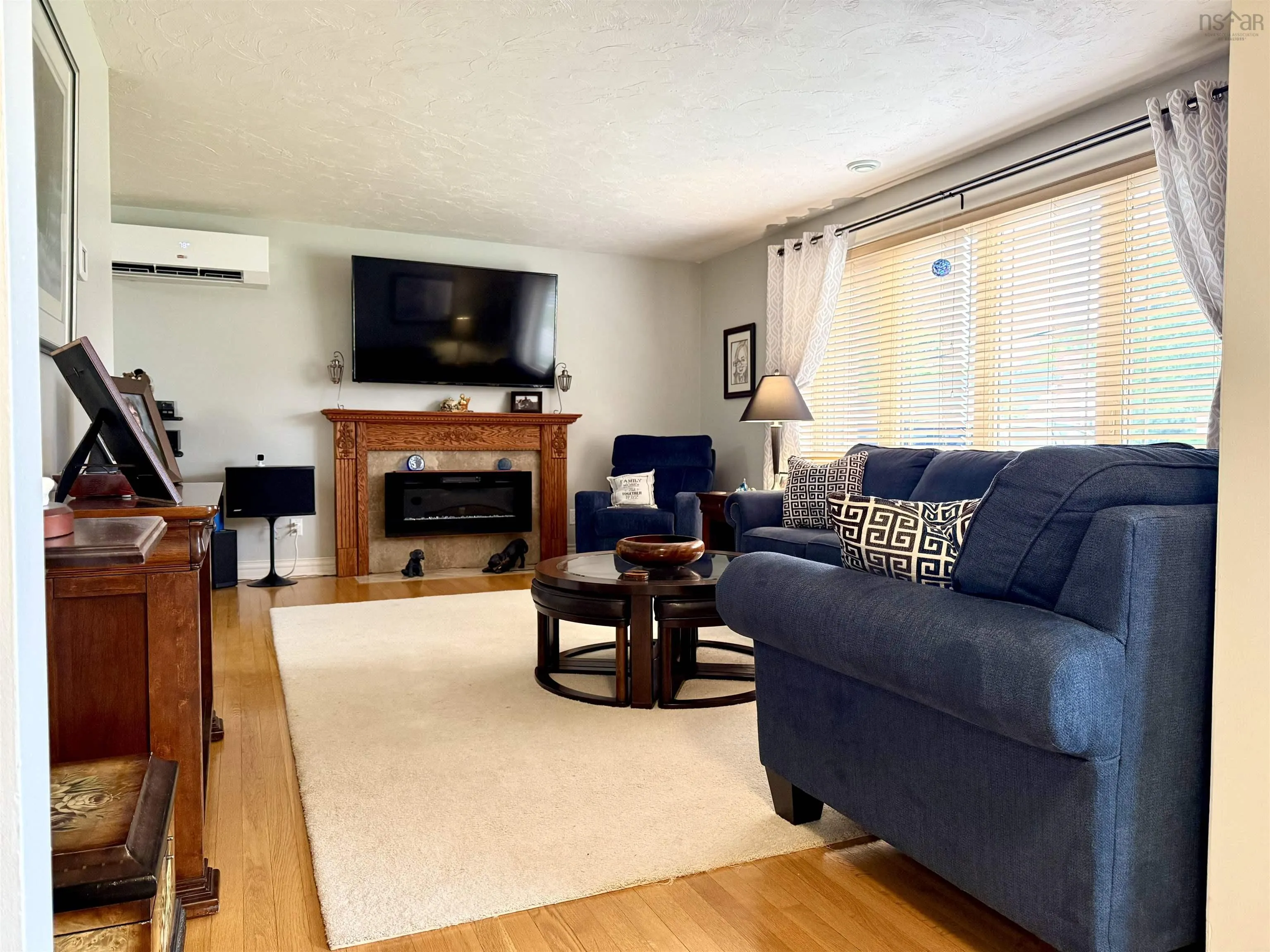 27 Regent Street, Amherst, NS B4H 3S8, 4 Bedrooms Bedrooms, ,2 BathroomsBathrooms,Residential,For Sale,Regent,202519435