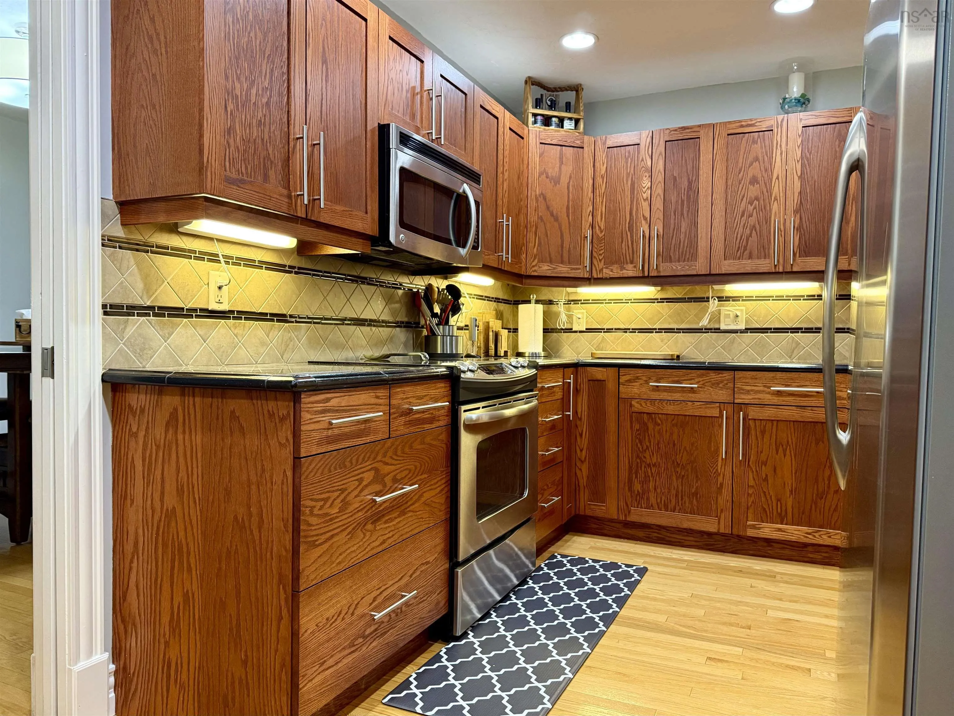 27 Regent Street, Amherst, NS B4H 3S8, 4 Bedrooms Bedrooms, ,2 BathroomsBathrooms,Residential,For Sale,Regent,202519435