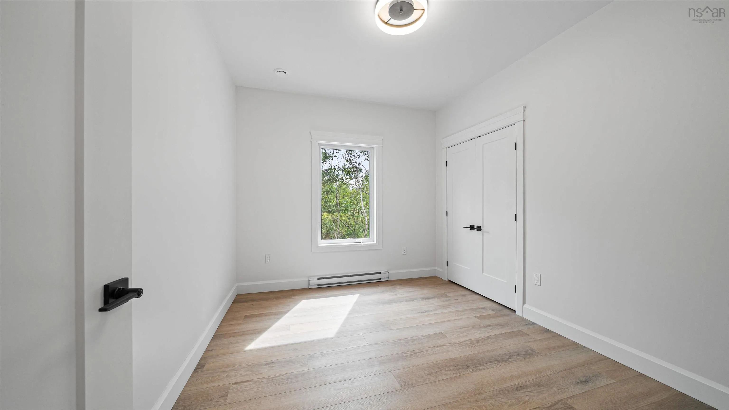 121 Grandview Terrace, East Uniacke, NS B0N 1Z0, 3 Bedrooms Bedrooms, ,2 BathroomsBathrooms,Residential,For Sale,Grandview,202523056