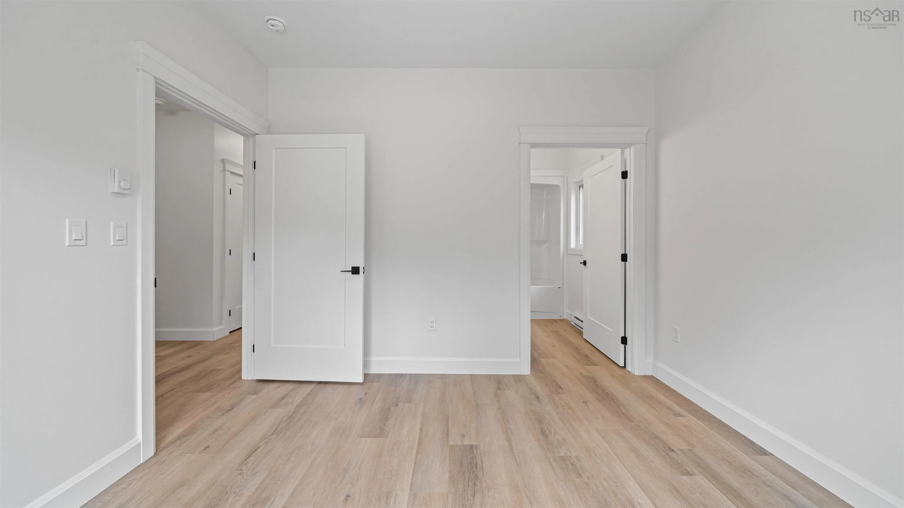 121 Grandview Terrace, East Uniacke, NS B0N 1Z0, 3 Bedrooms Bedrooms, ,2 BathroomsBathrooms,Residential,For Sale,Grandview,202523056