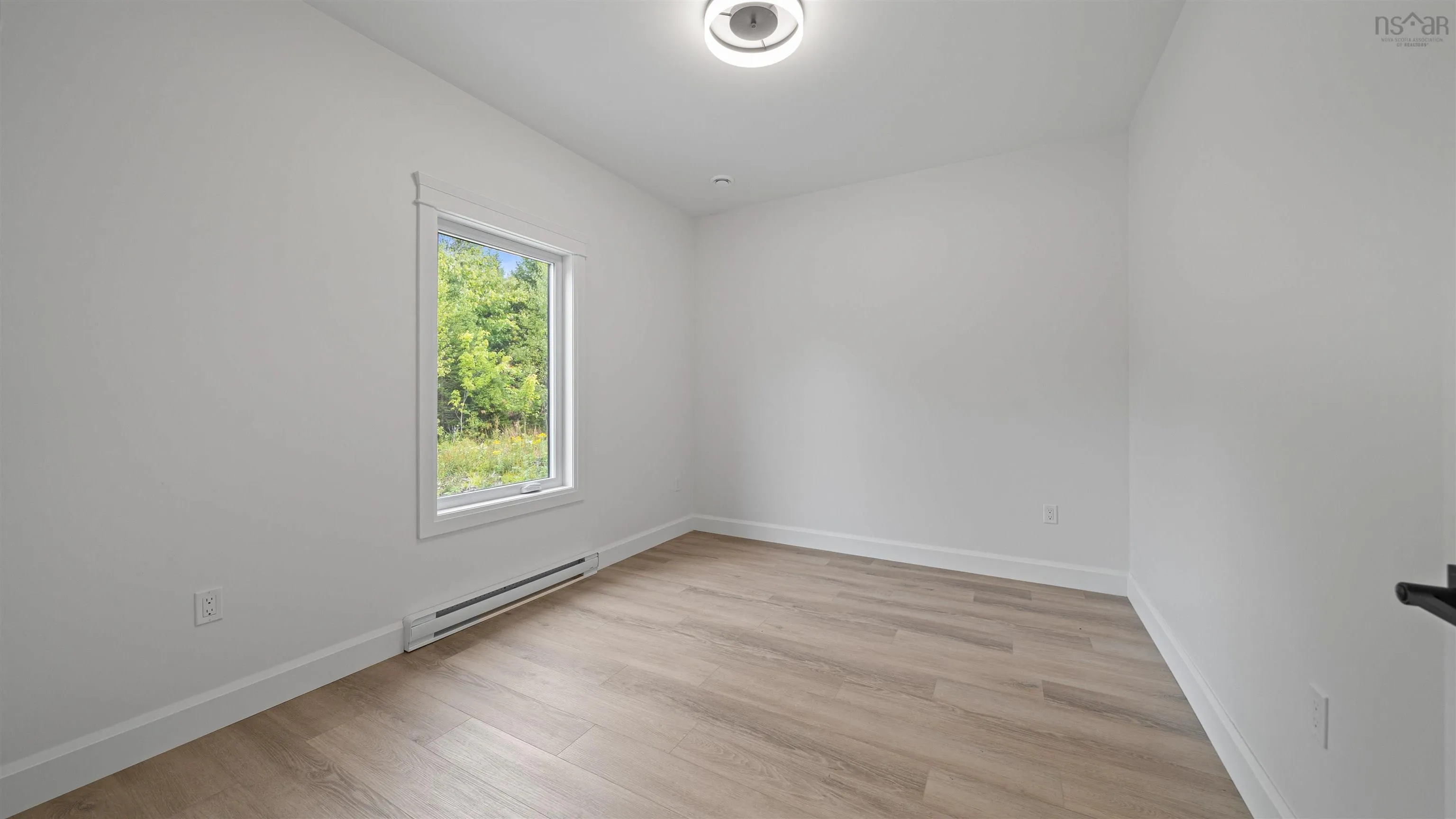 121 Grandview Terrace, East Uniacke, NS B0N 1Z0, 3 Bedrooms Bedrooms, ,2 BathroomsBathrooms,Residential,For Sale,Grandview,202523056