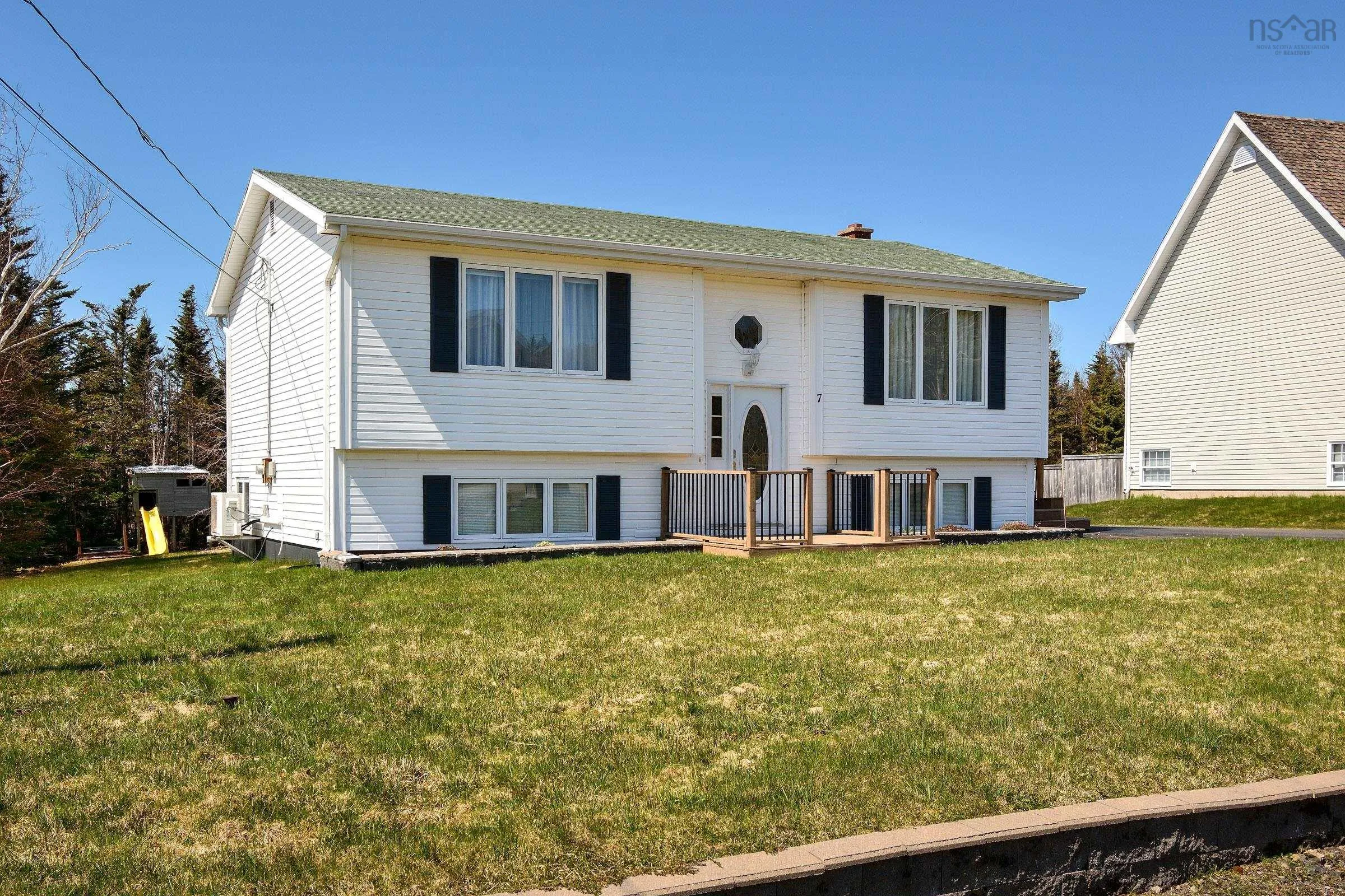 7 Pine Ridge Drive, Port Hawkesbury Ns B9a 2l3, 3 Bedrooms Bedrooms, ,2 BathroomsBathrooms,Residential,For Sale,Pine Ridge,202408284