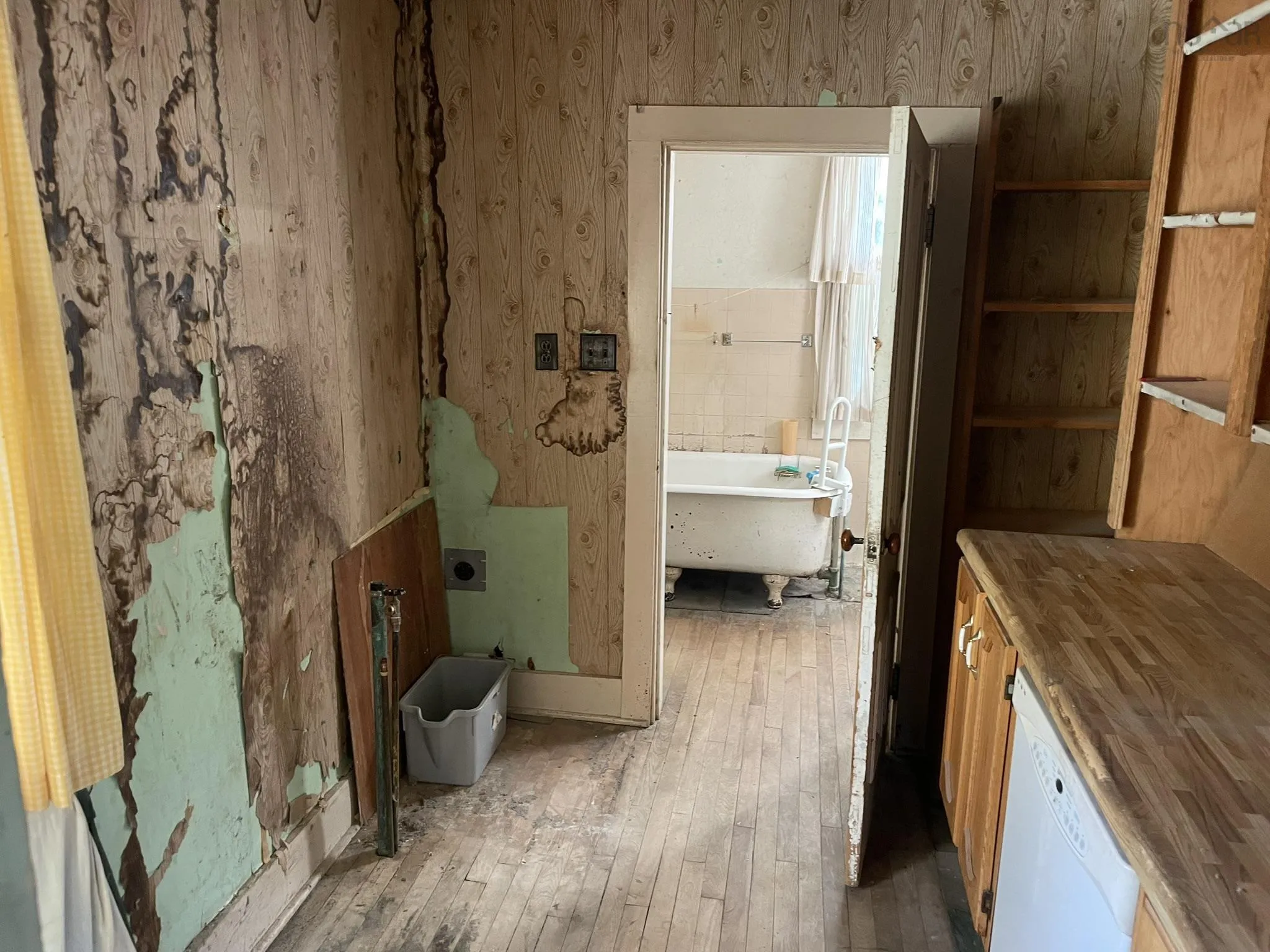 1458 Bluff Road, Hants Border Ns B0p 1p0, 3 Bedrooms Bedrooms, ,1 BathroomBathrooms,Residential,For Sale,Bluff,202427783