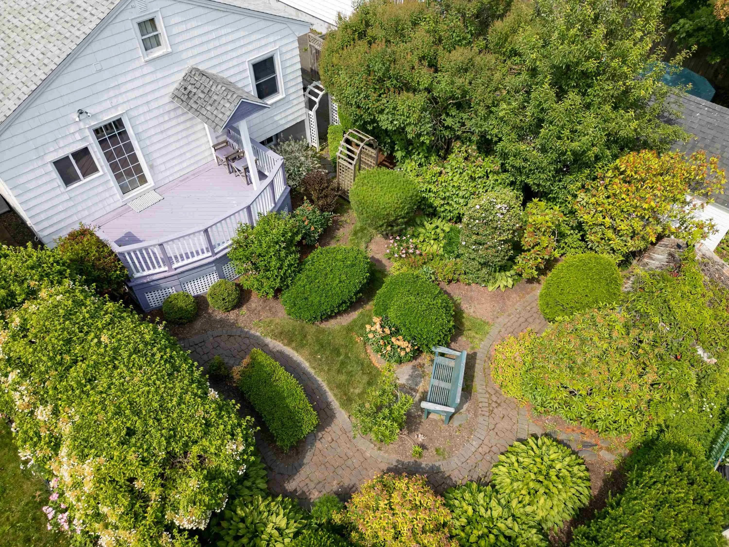 7132 Spruce Street, Halifax, NS B3L 2M5, 3 Bedrooms Bedrooms, ,2 BathroomsBathrooms,Residential,For Sale,Spruce,202517728