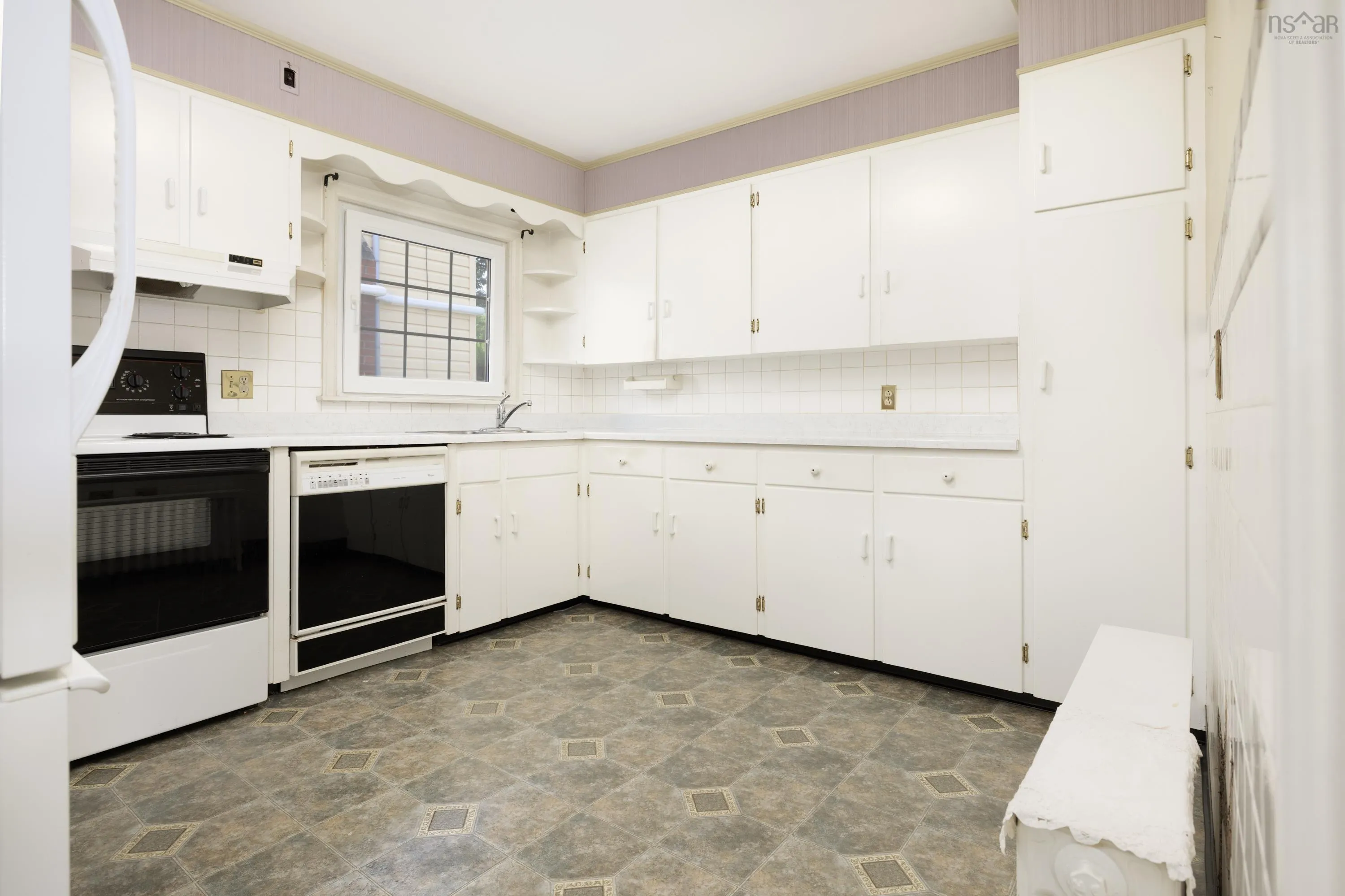 7132 Spruce Street, Halifax, NS B3L 2M5, 3 Bedrooms Bedrooms, ,2 BathroomsBathrooms,Residential,For Sale,Spruce,202517728