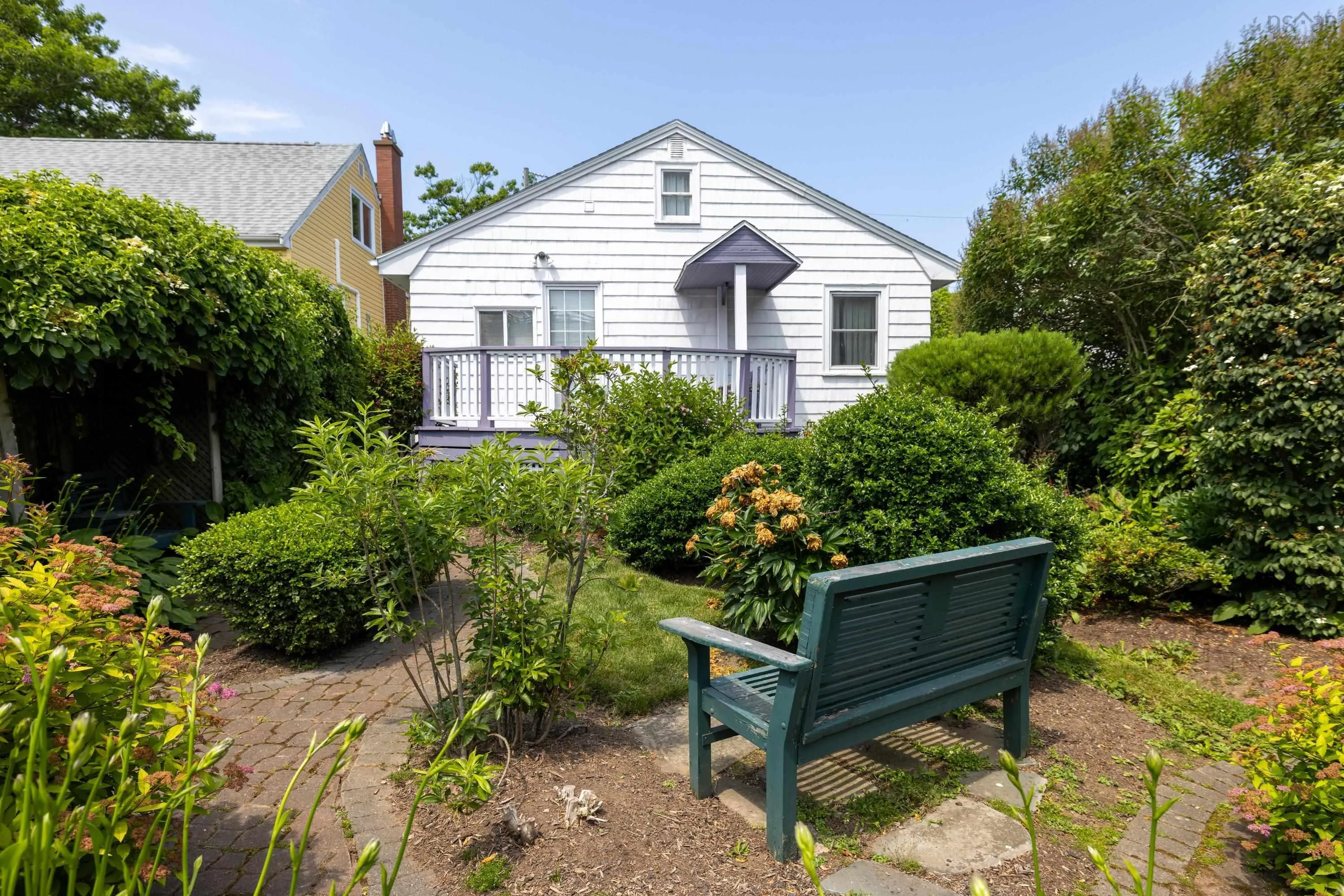 7132 Spruce Street, Halifax, NS B3L 2M5, 3 Bedrooms Bedrooms, ,2 BathroomsBathrooms,Residential,For Sale,Spruce,202517728