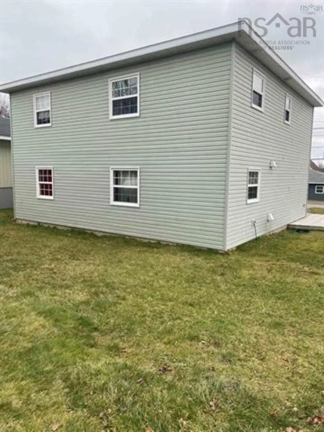 272/274 York Street, Glace Bay Ns B1a 2m3, 4 Bedrooms Bedrooms, ,Residential Income,For Sale,York,202505687