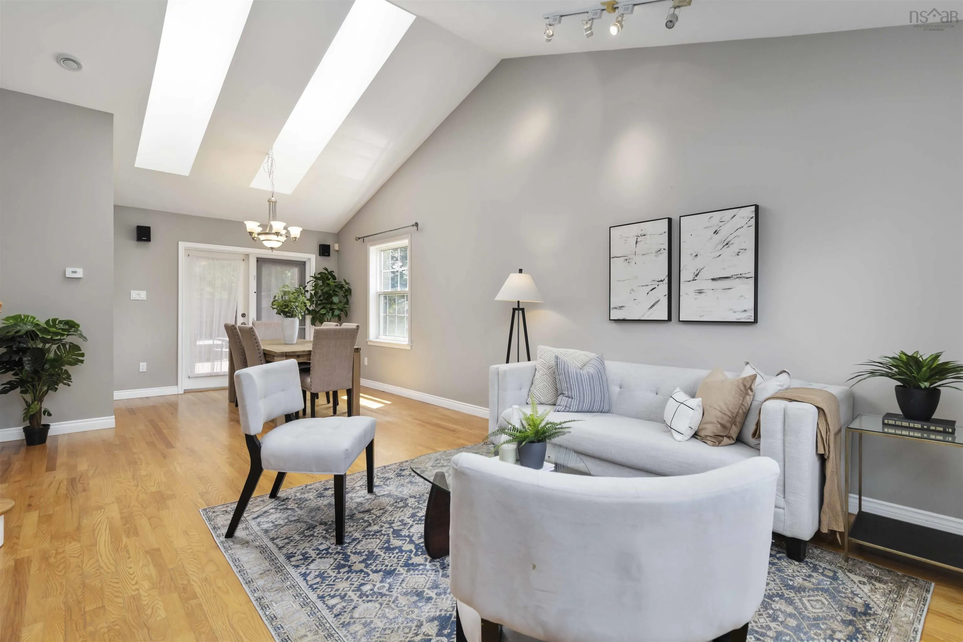 194 Radcliffe Drive, Clayton Park, NS B3S 1E3, 5 Bedrooms Bedrooms, ,4 BathroomsBathrooms,Residential,For Sale,Radcliffe,202518830