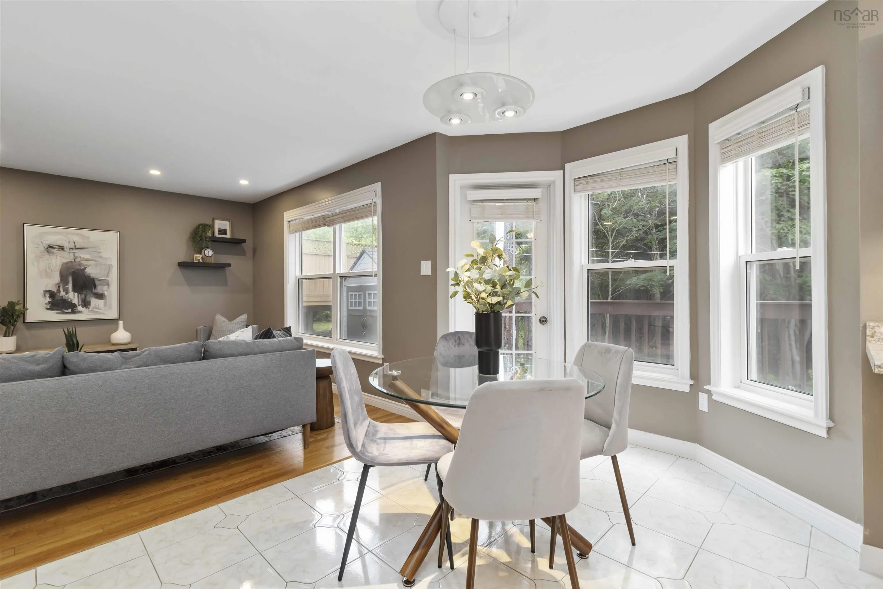 194 Radcliffe Drive, Clayton Park, NS B3S 1E3, 5 Bedrooms Bedrooms, ,4 BathroomsBathrooms,Residential,For Sale,Radcliffe,202518830