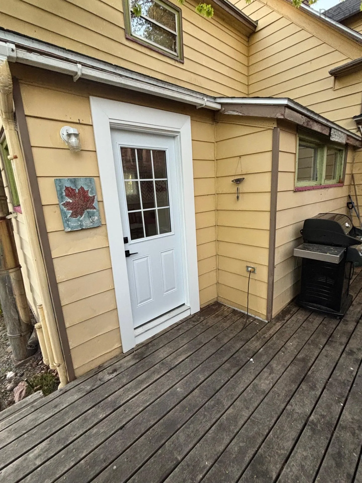 12 Beech Street, North Sydney, NS B2A 1H3, 3 Bedrooms Bedrooms, ,2 BathroomsBathrooms,Residential,For Sale,Beech,202512532