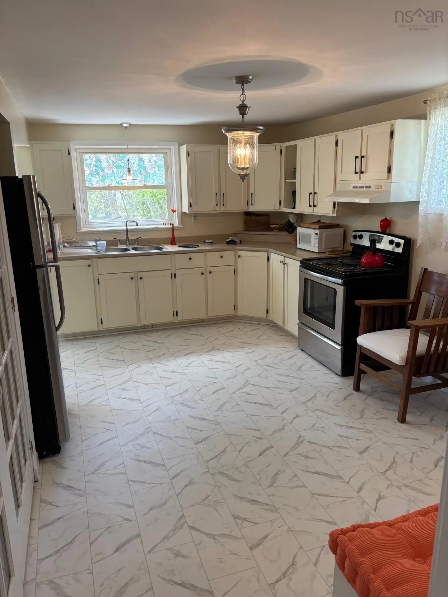 12 Beech Street, North Sydney, NS B2A 1H3, 3 Bedrooms Bedrooms, ,2 BathroomsBathrooms,Residential,For Sale,Beech,202512532
