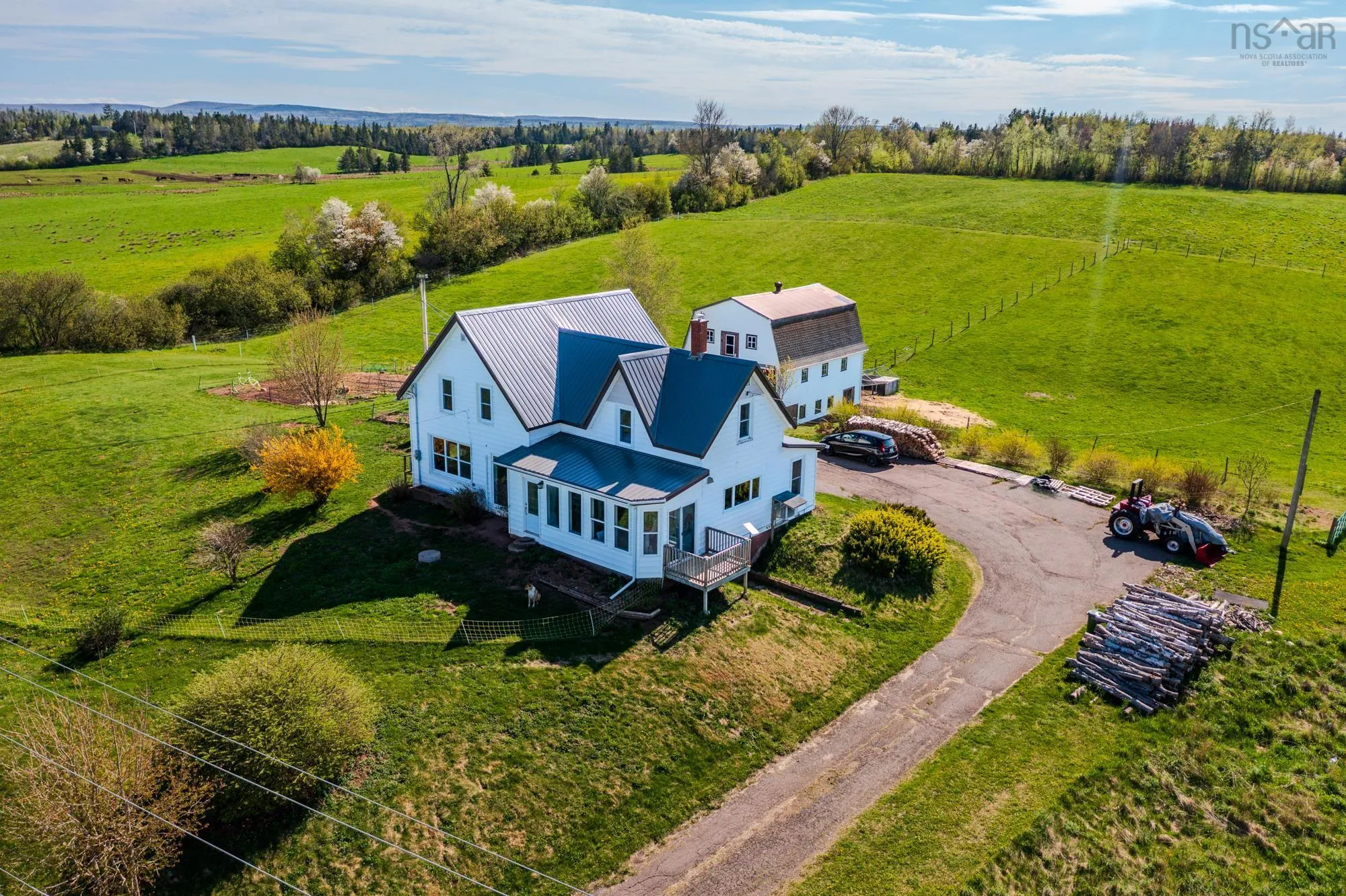 8741 Highway 311, Balfron, NS B0K 1V0, 5 Bedrooms Bedrooms, ,2 BathroomsBathrooms,Residential,For Sale,Highway 311,202517456