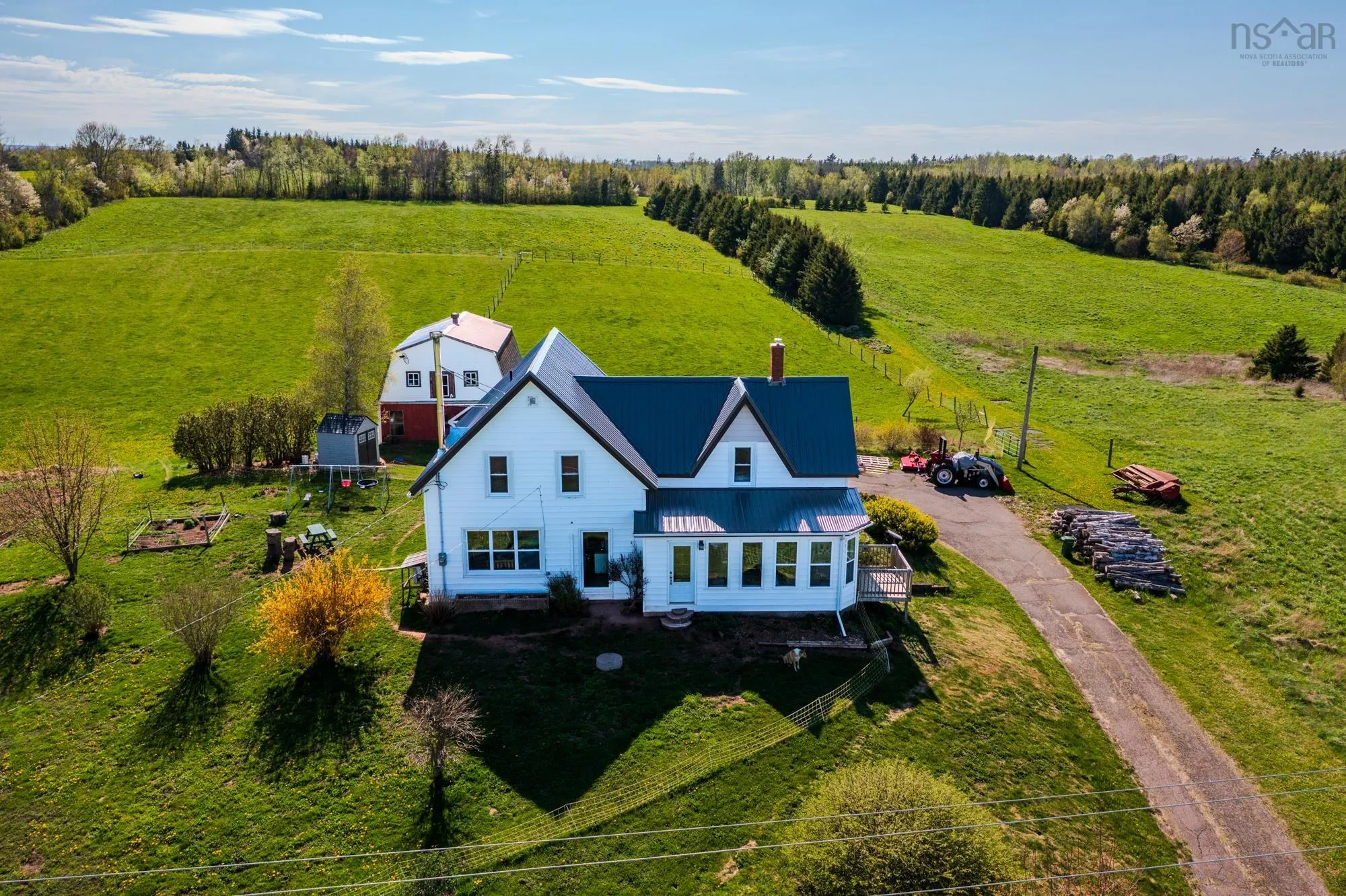 8741 Highway 311, Balfron, NS B0K 1V0, 5 Bedrooms Bedrooms, ,2 BathroomsBathrooms,Residential,For Sale,Highway 311,202517456