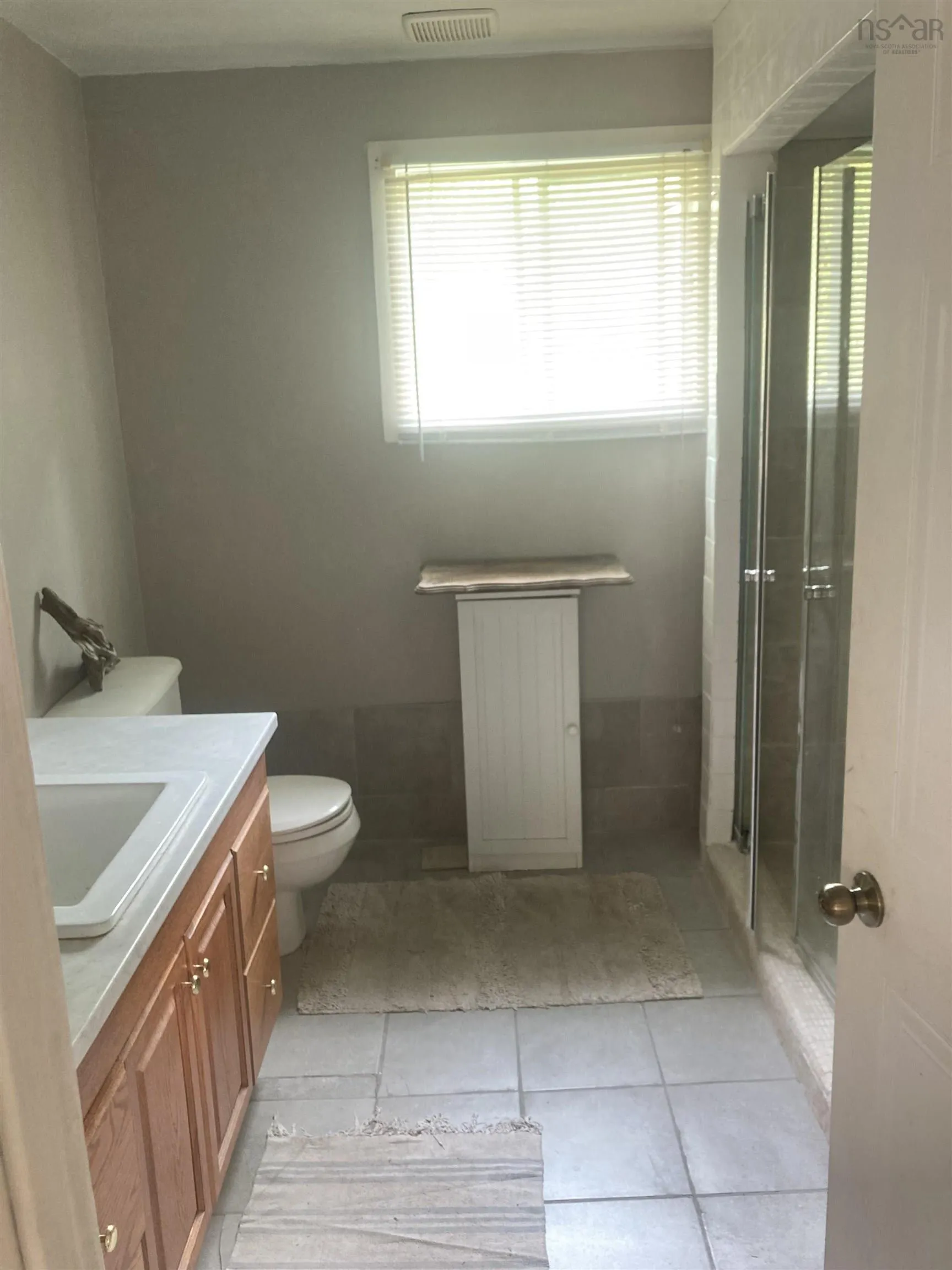 103 School Street, Liverpool, NS B0T 1K0, 5 Bedrooms Bedrooms, ,2 BathroomsBathrooms,Residential,For Sale,School,202519839