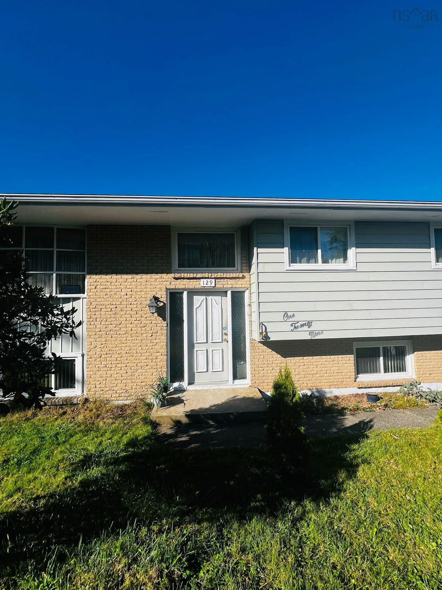129 Regal Road, Dartmouth, NS B2W 4H7, 4 Bedrooms Bedrooms, ,2 BathroomsBathrooms,Residential,For Sale,Regal,202525038