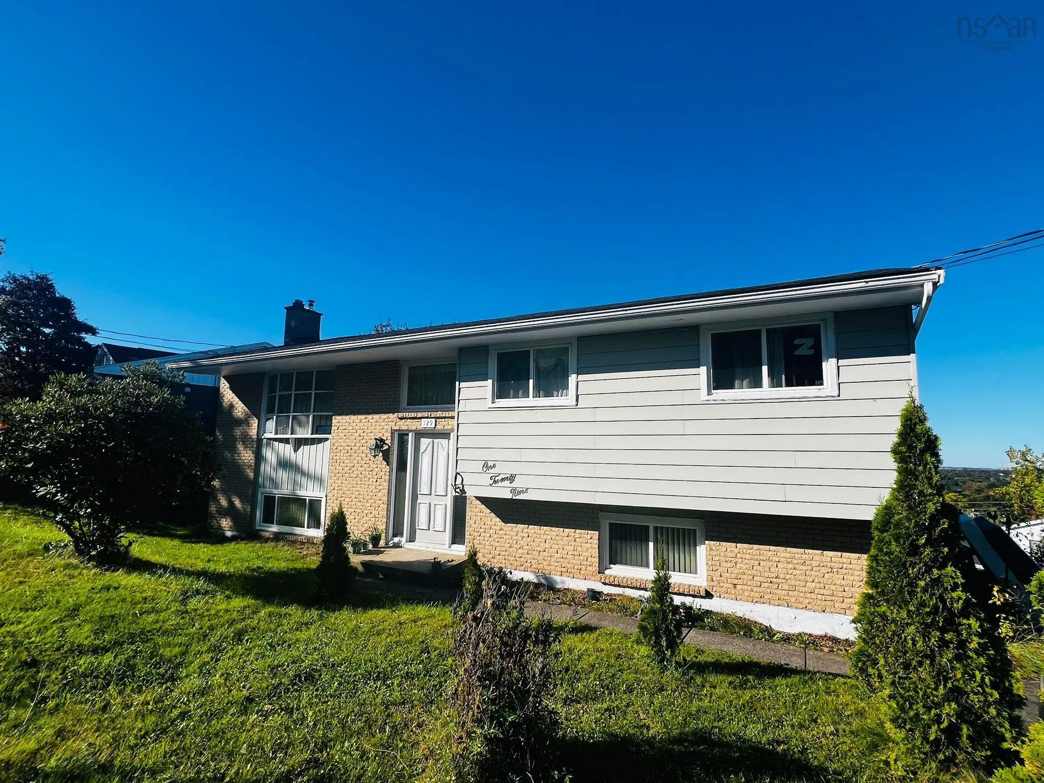 129 Regal Road, Dartmouth, NS B2W 4H7, 4 Bedrooms Bedrooms, ,2 BathroomsBathrooms,Residential,For Sale,Regal,202525038