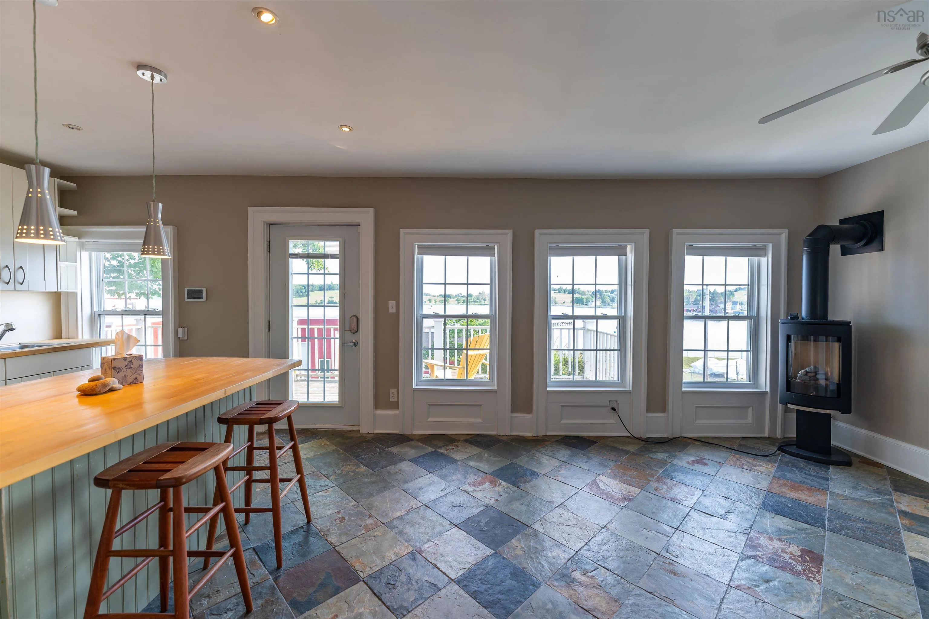 44 Montague Street, Lunenburg, NS B0J 2C0, 3 Bedrooms Bedrooms, ,3 BathroomsBathrooms,Residential,For Sale,Montague,202524793
