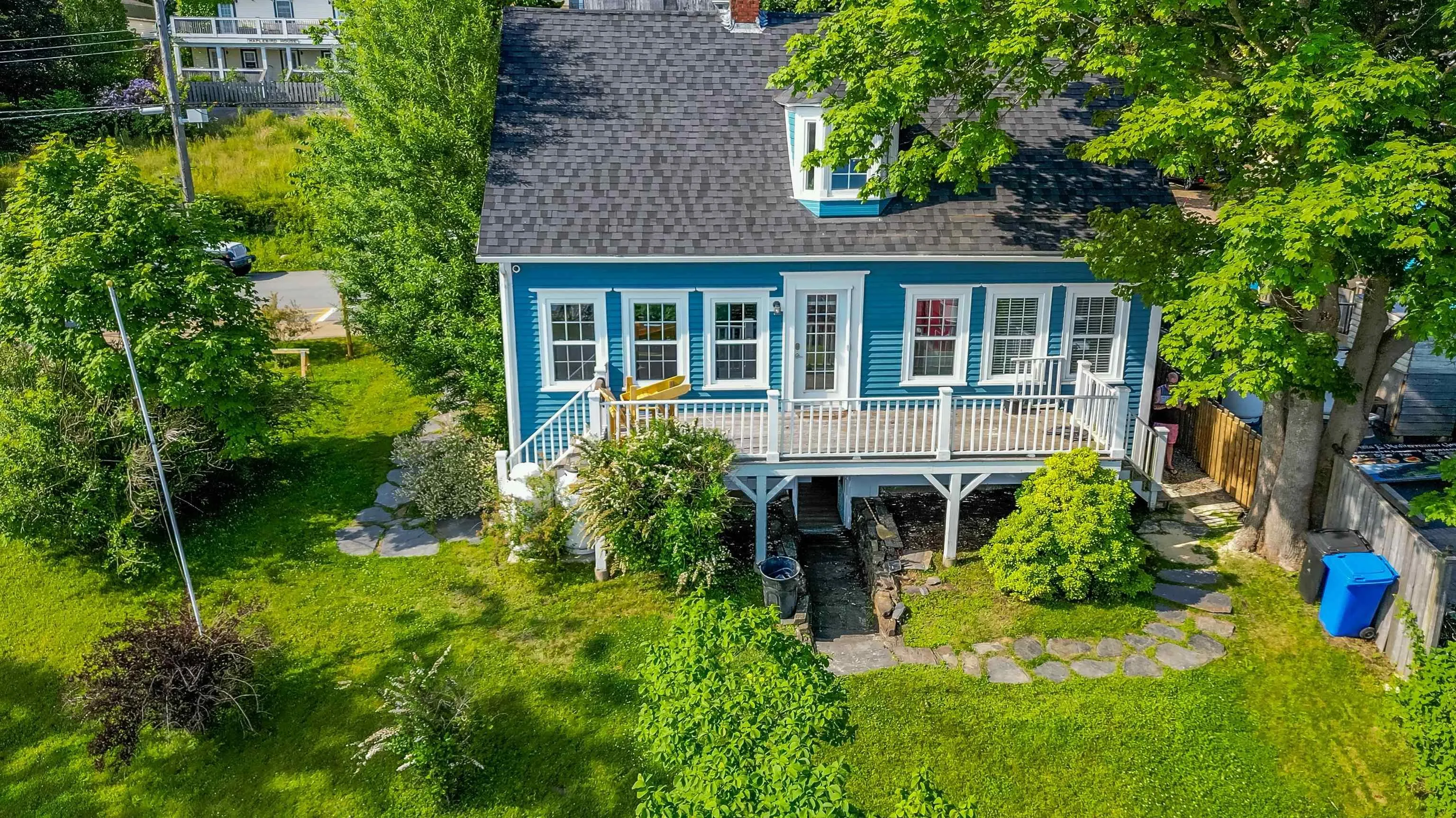 44 Montague Street, Lunenburg, NS B0J 2C0, 3 Bedrooms Bedrooms, ,3 BathroomsBathrooms,Residential,For Sale,Montague,202524793