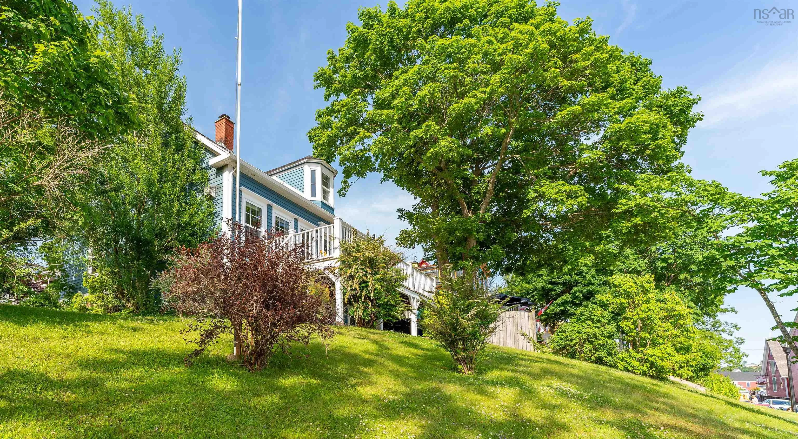 44 Montague Street, Lunenburg, NS B0J 2C0, 3 Bedrooms Bedrooms, ,3 BathroomsBathrooms,Residential,For Sale,Montague,202524793