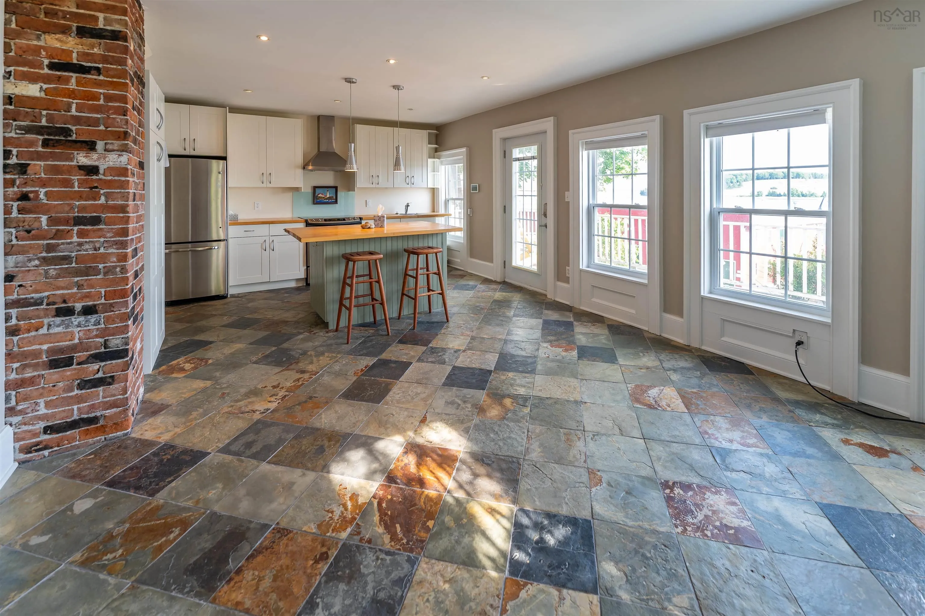 44 Montague Street, Lunenburg, NS B0J 2C0, 3 Bedrooms Bedrooms, ,3 BathroomsBathrooms,Residential,For Sale,Montague,202524793