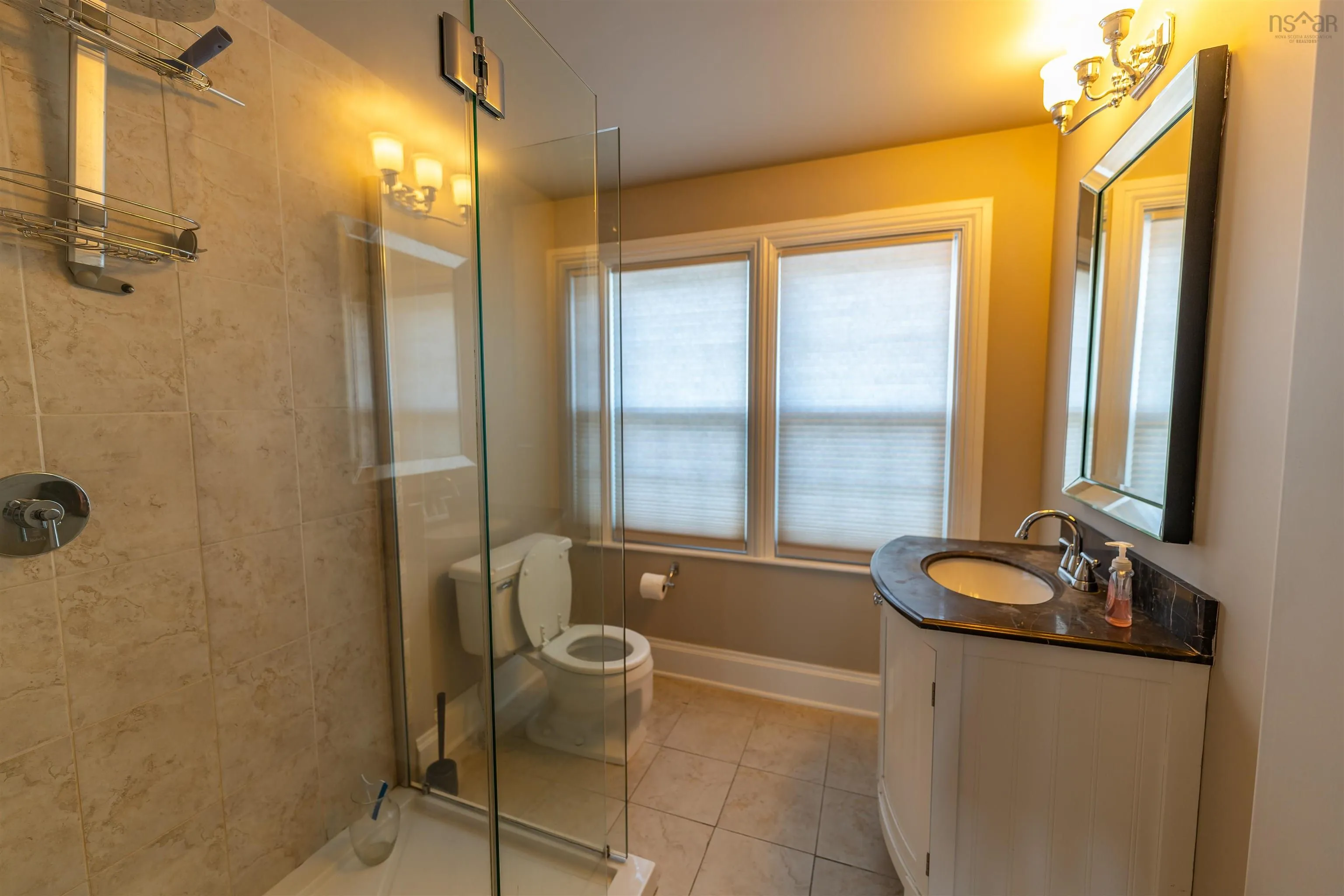 44 Montague Street, Lunenburg, NS B0J 2C0, 3 Bedrooms Bedrooms, ,3 BathroomsBathrooms,Residential,For Sale,Montague,202524793