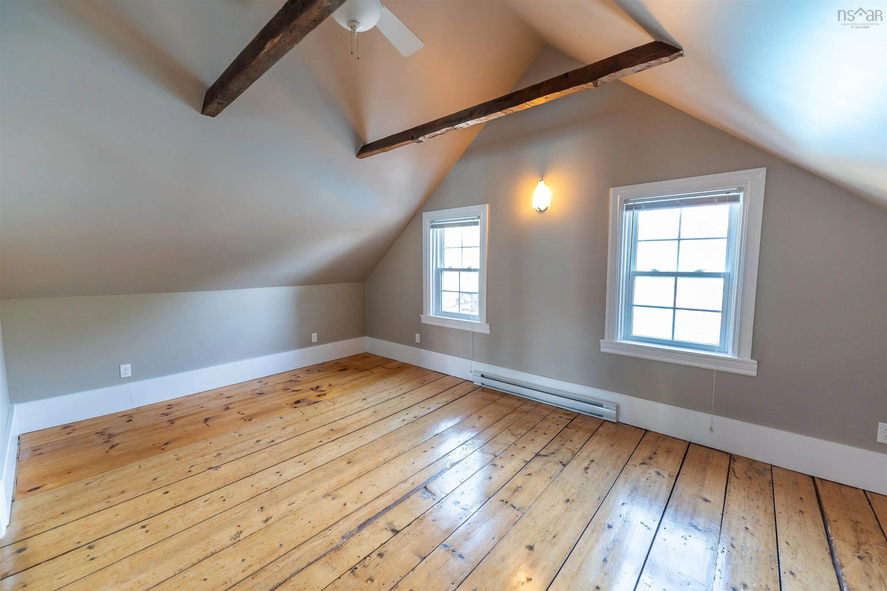 44 Montague Street, Lunenburg, NS B0J 2C0, 3 Bedrooms Bedrooms, ,3 BathroomsBathrooms,Residential,For Sale,Montague,202524793