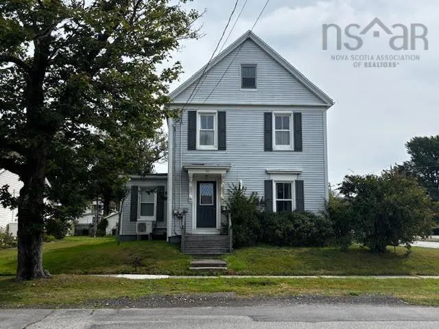 53 William Street, Yarmouth, NS B5A 1Y4, 4 Bedrooms Bedrooms, ,2 BathroomsBathrooms,Residential,For Sale,William,202522935