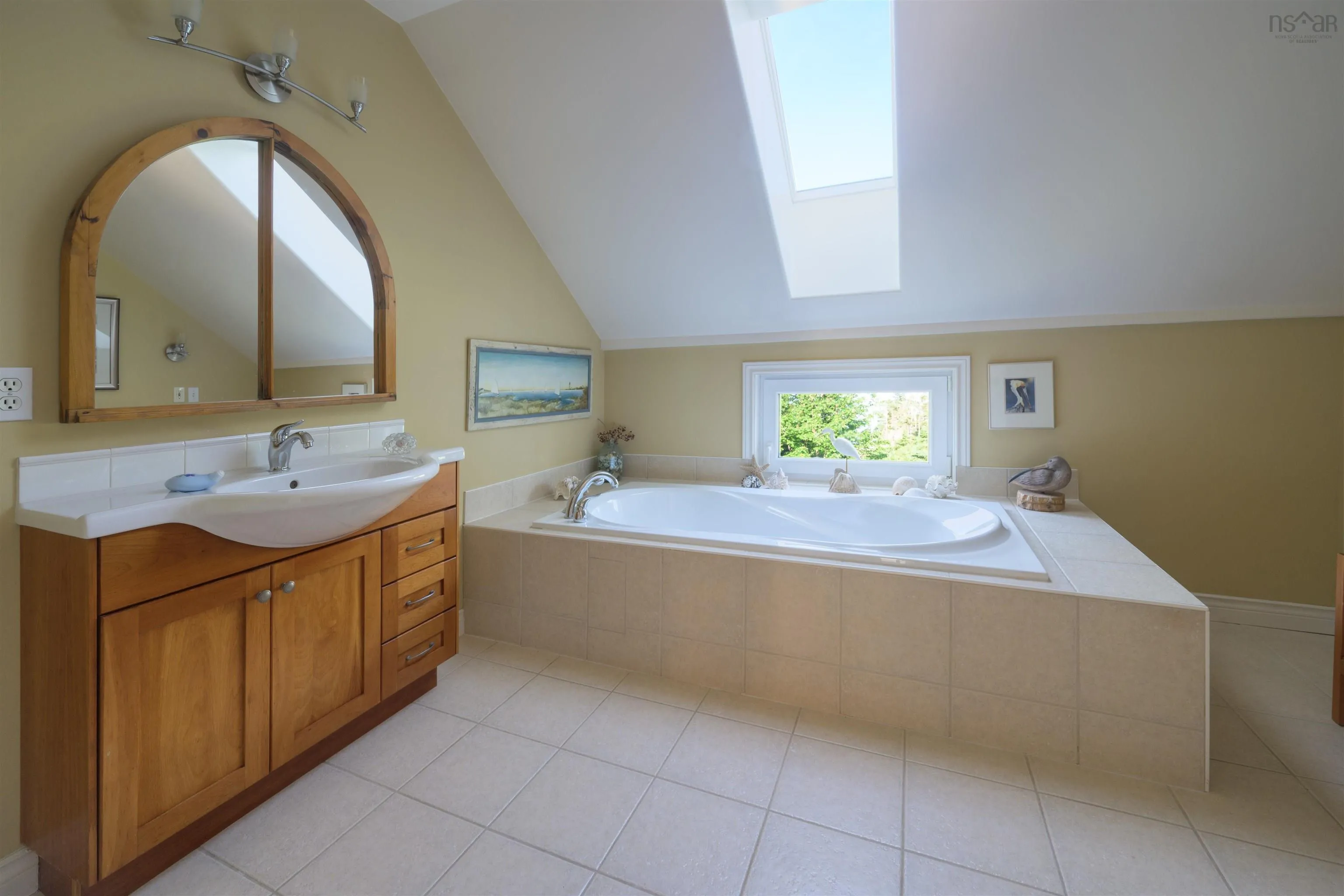55 Lintlops Road, Murphy Cove Ns B0j 3h0, 3 Bedrooms Bedrooms, ,2 BathroomsBathrooms,Residential,For Sale,Lintlops,202500968